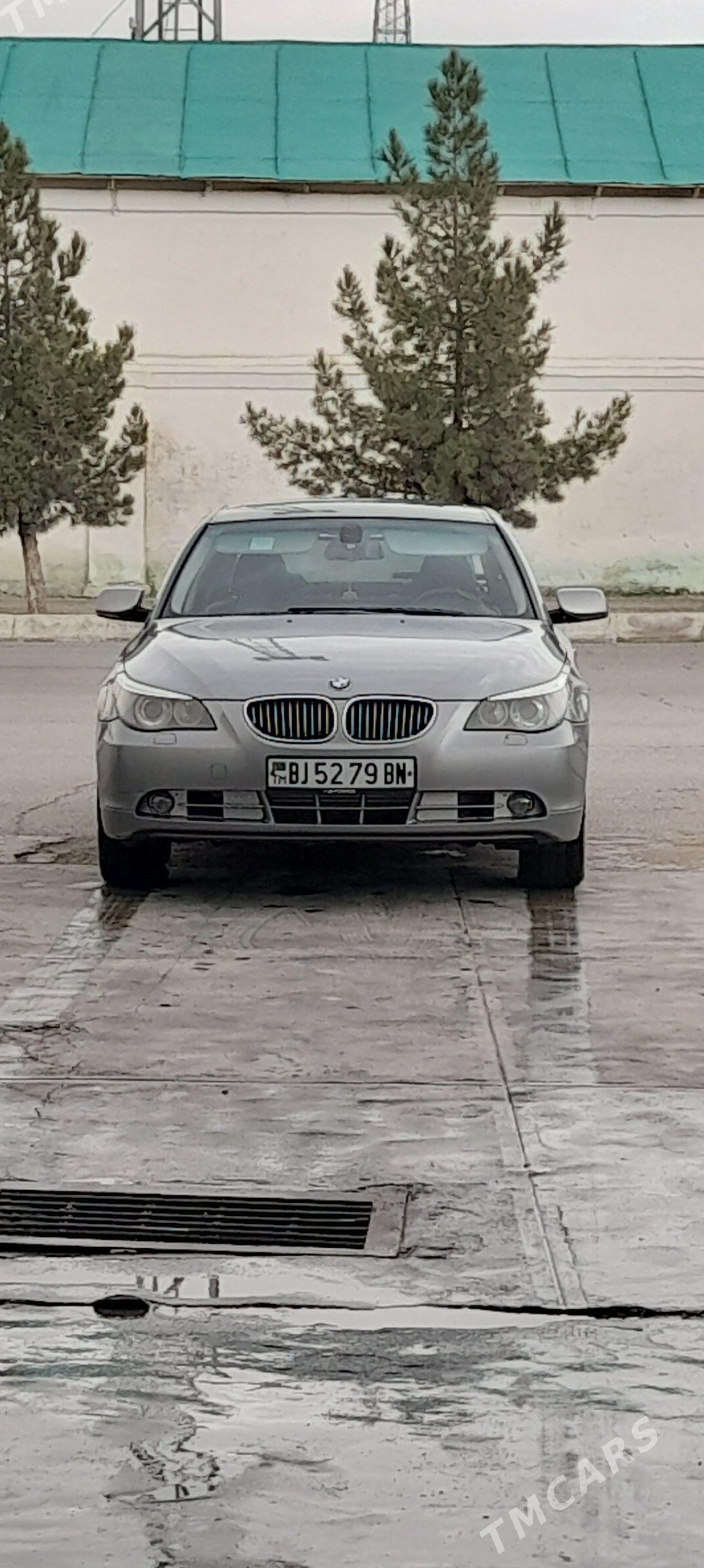 BMW 530 2004 - 220 000 TMT - Gyzylarbat - img 1