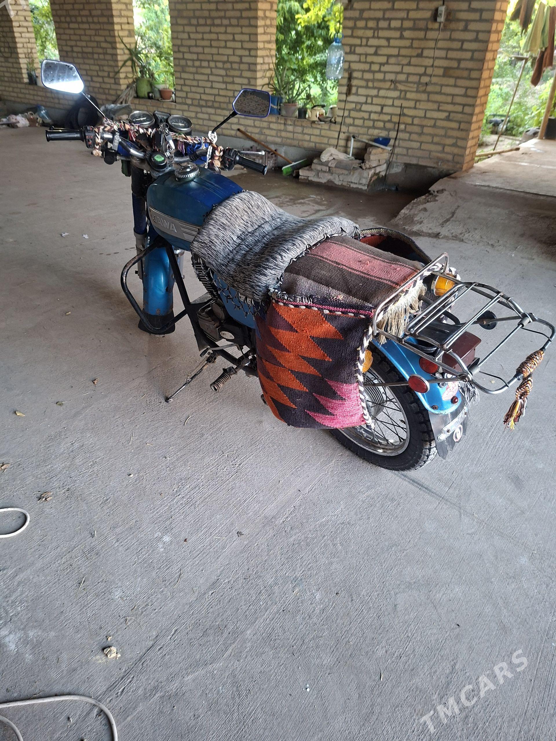 Jawa 300 2016 - 22 000 TMT - Saýat - img 1