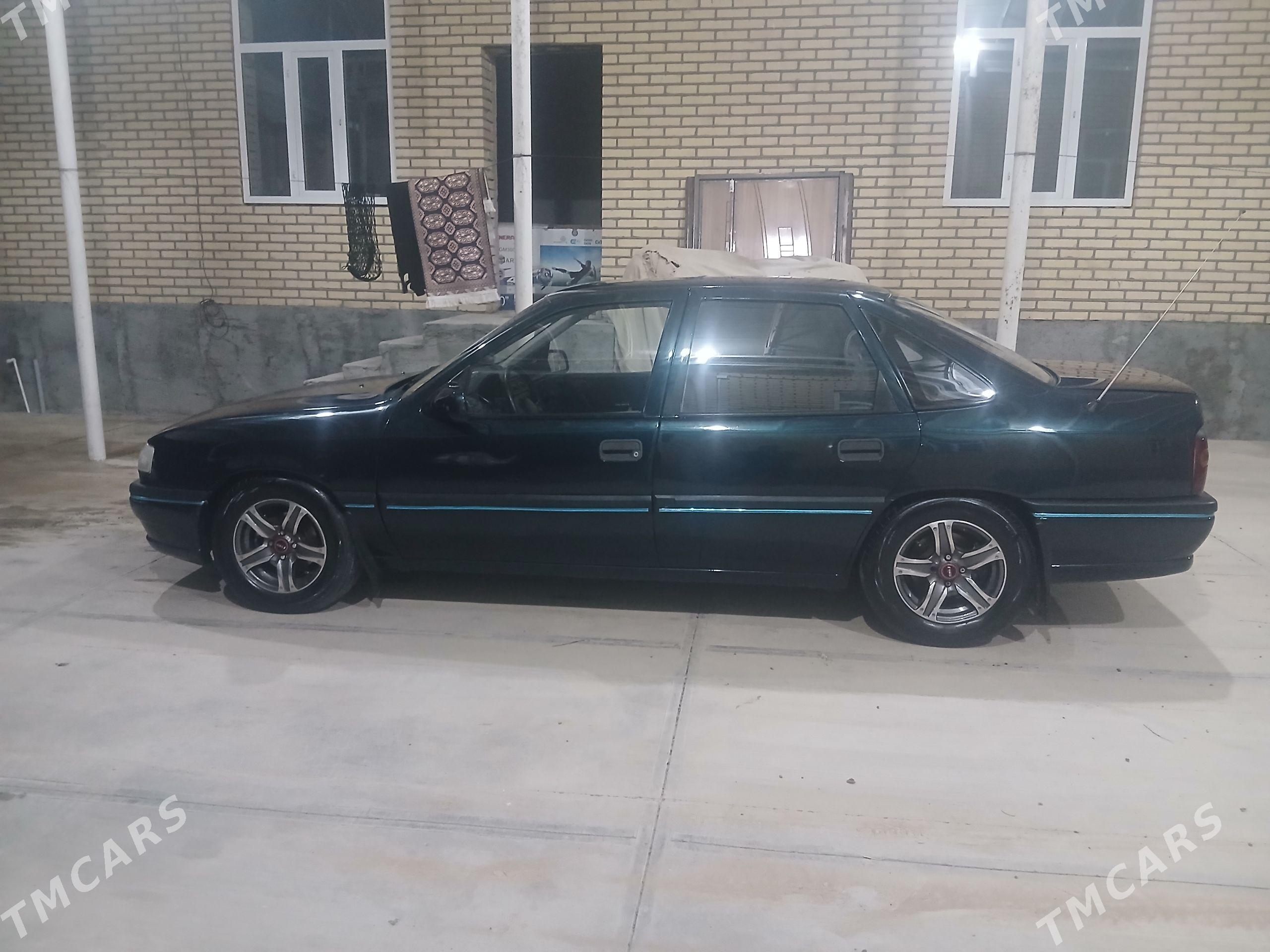 Opel Vectra 1990 - 50 000 TMT - Köýtendag - img 1