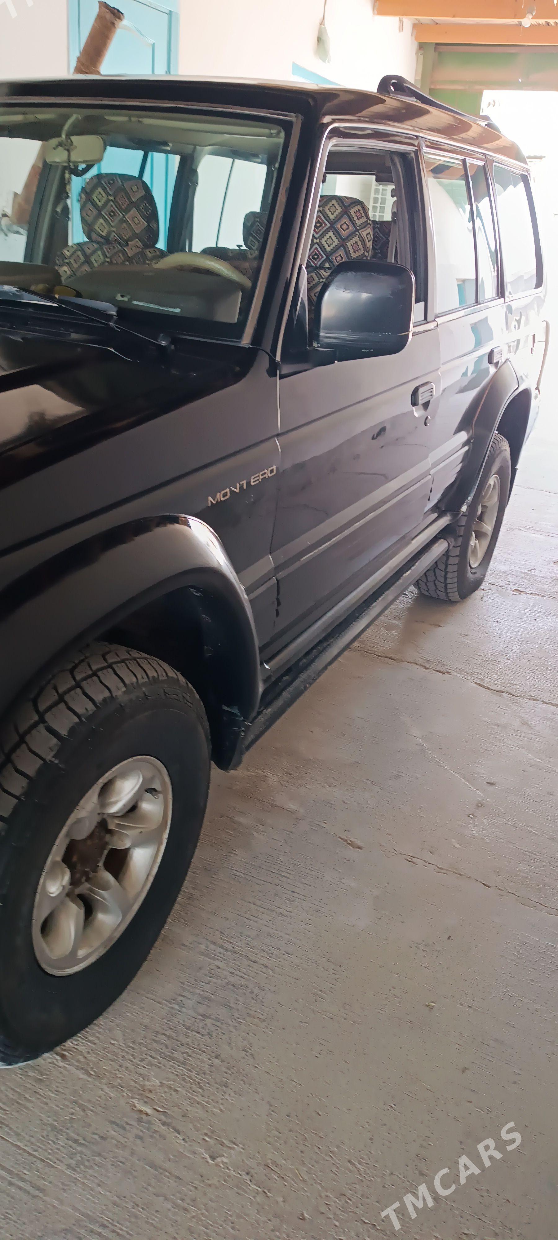 Mitsubishi Montero 1995 - 80 000 TMT - Köýtendag - img 1