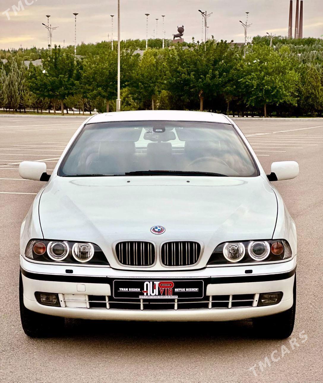 BMW 528 1997 - 139 000 TMT - Gurtly - img 1