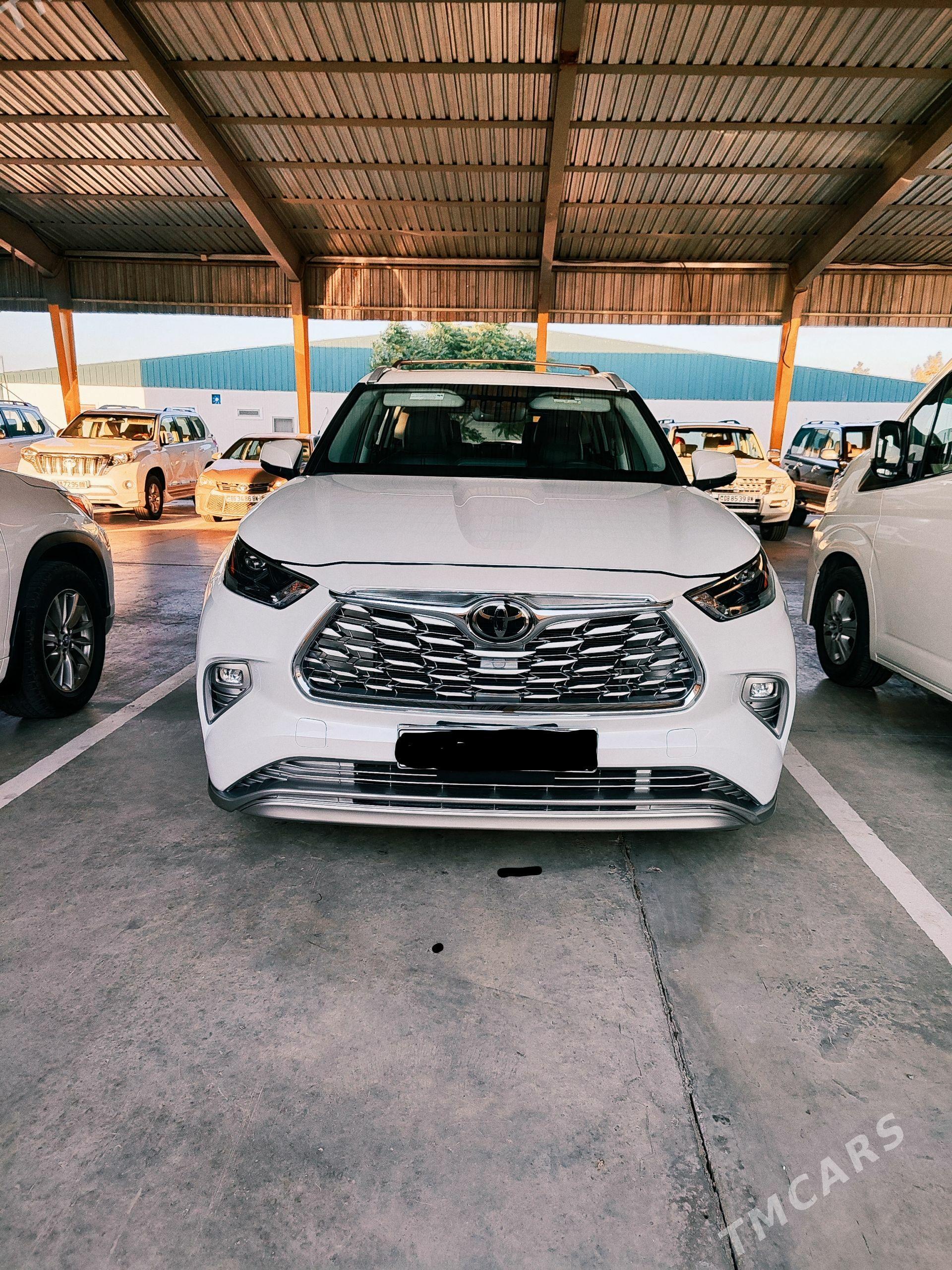 Toyota Highlander 2022 - 700 000 TMT - Türkmenbaşy - img 1