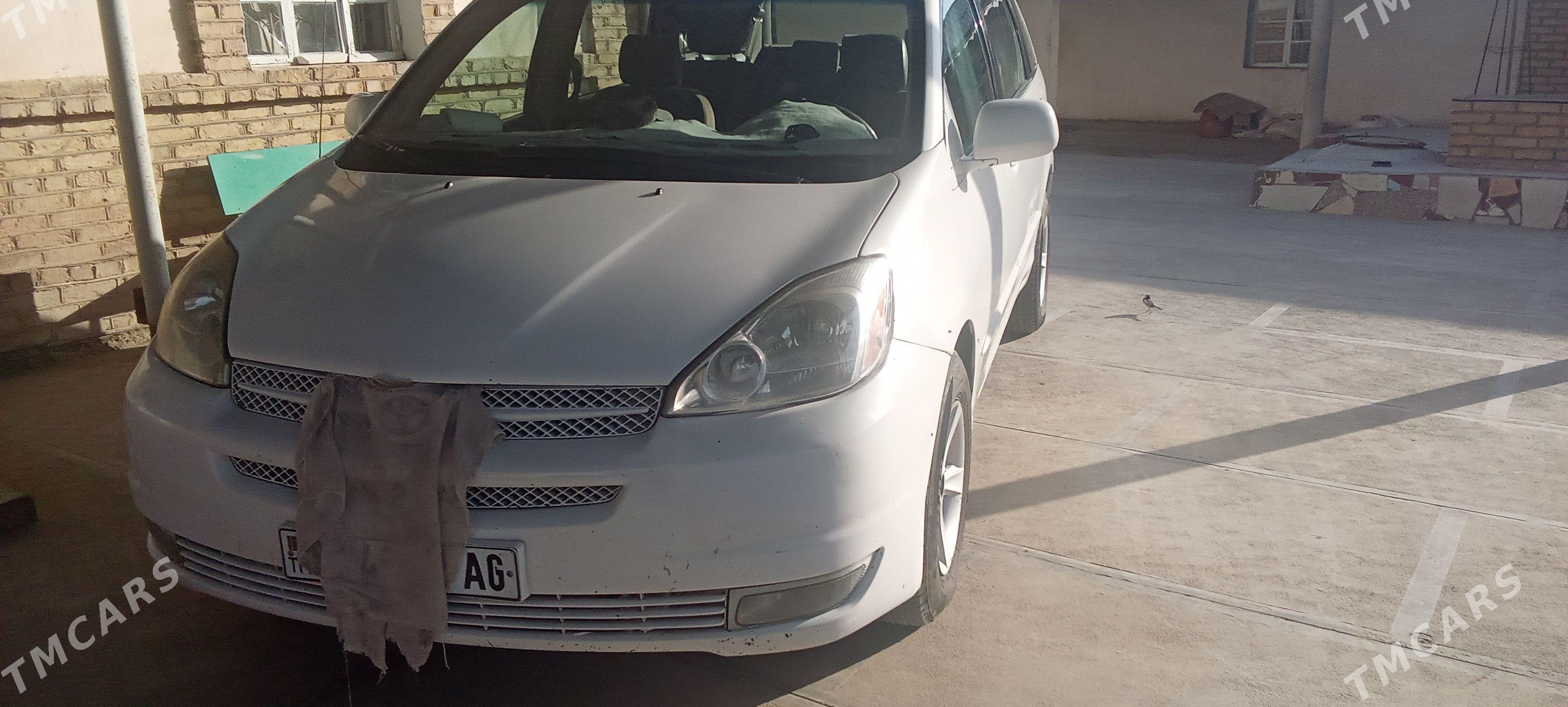 Toyota Sienna 2004 - 220 000 TMT - Мургап - img 1