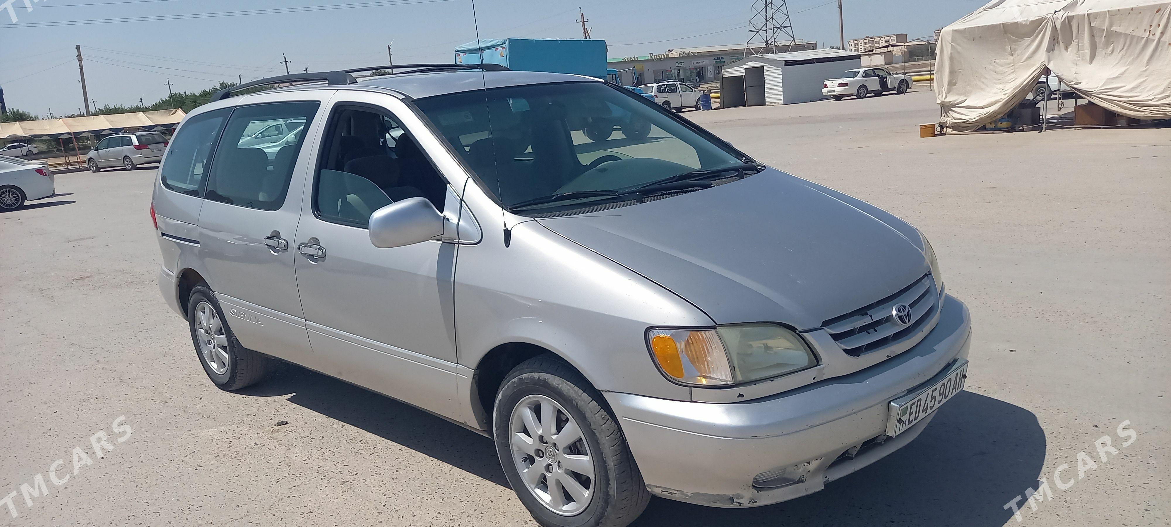 Toyota Sienna 2002 - 230 000 TMT - Tejen - img 1