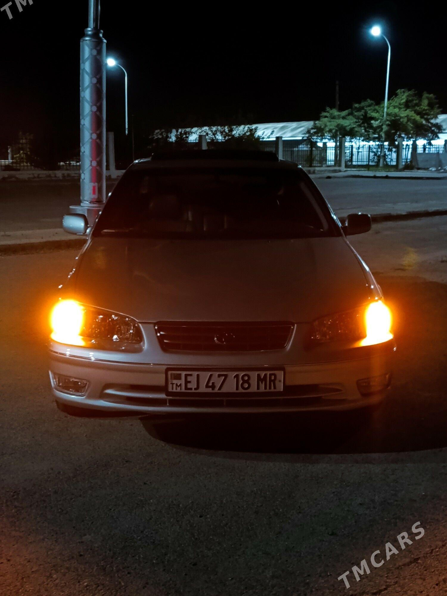 Toyota Camry 2001 - 215 000 TMT - Мары - img 1