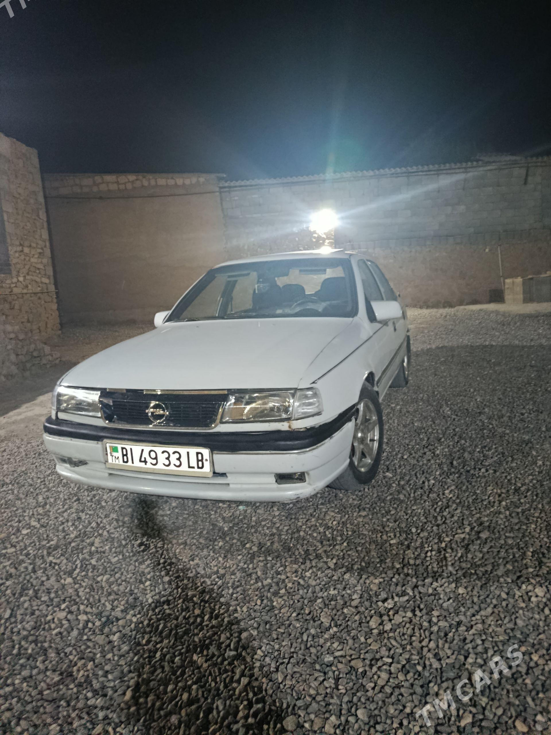 Opel Vectra 1991 - 40 000 TMT - Magdanly - img 1