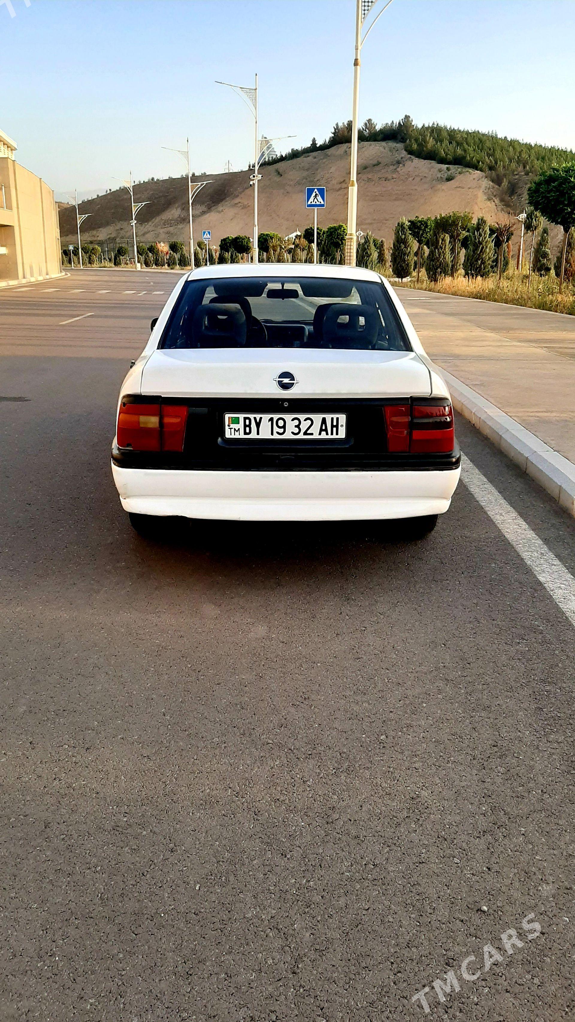 Opel Vectra 1995 - 50 000 TMT - Гёкдепе - img 1