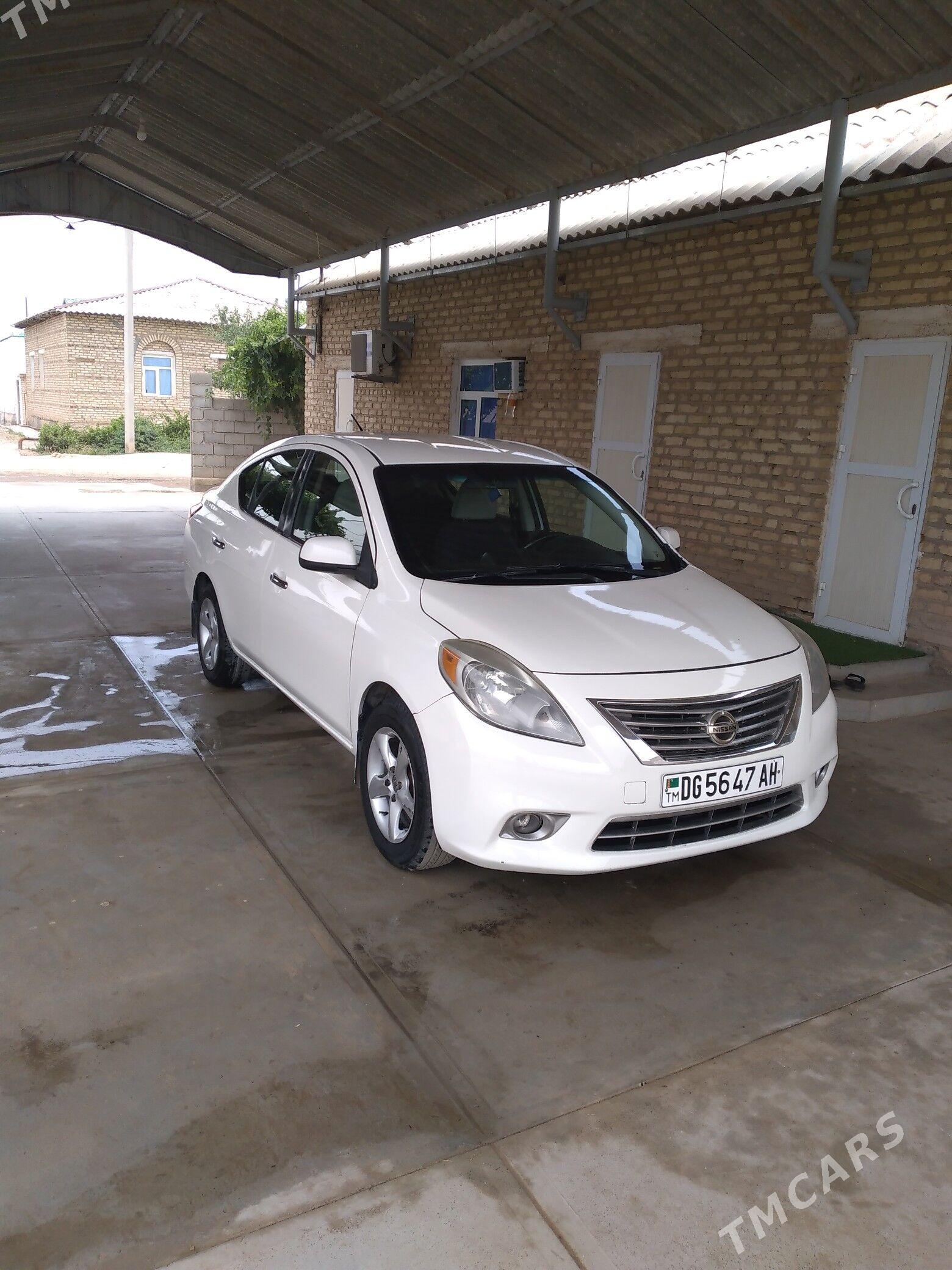 Nissan Versa 2011 - 120 000 TMT - Babadaýhan - img 1