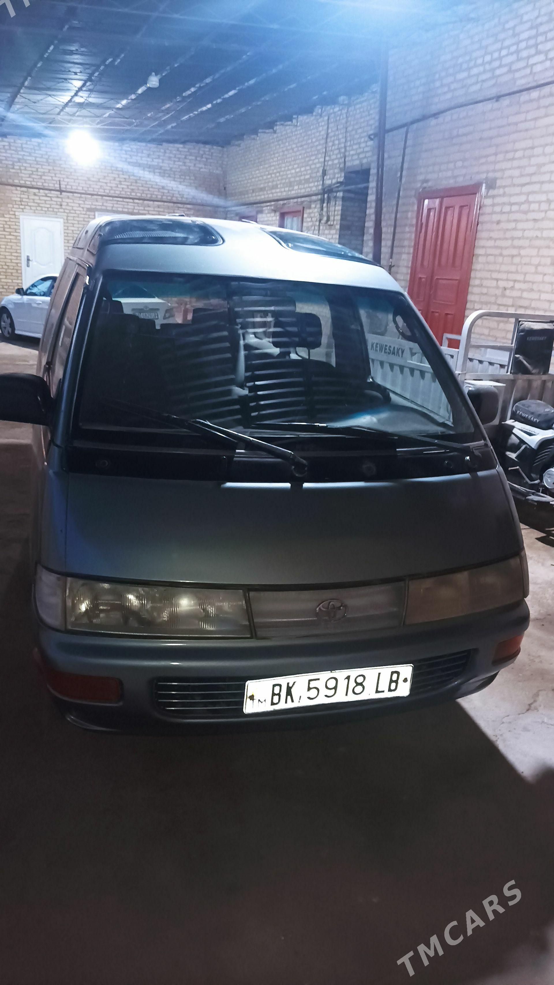 Toyota Town Ace 1993 - 45 000 TMT - Чарджоу - img 1
