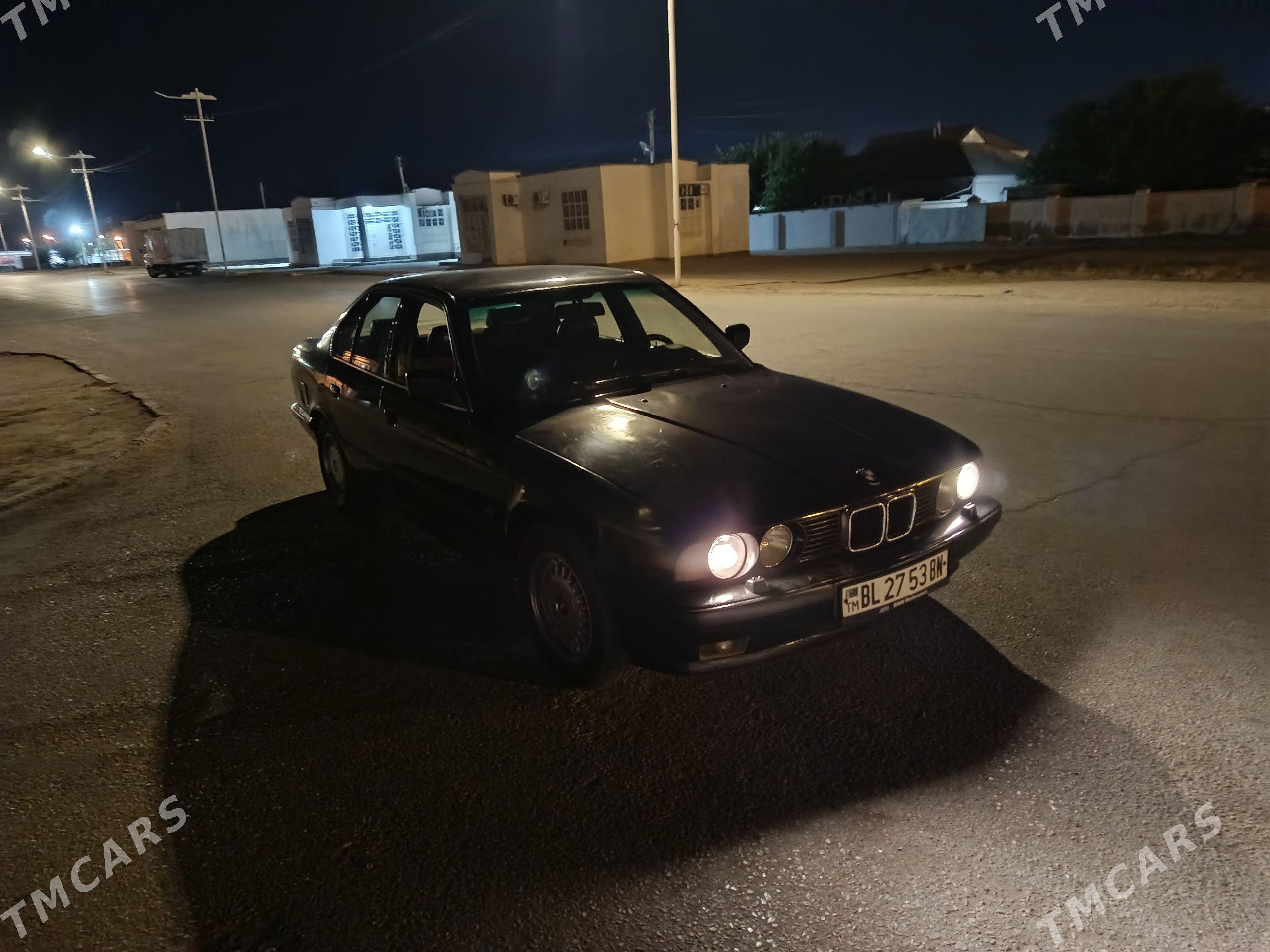 BMW 525 1990 - 35 000 TMT - Балканабат - img 1