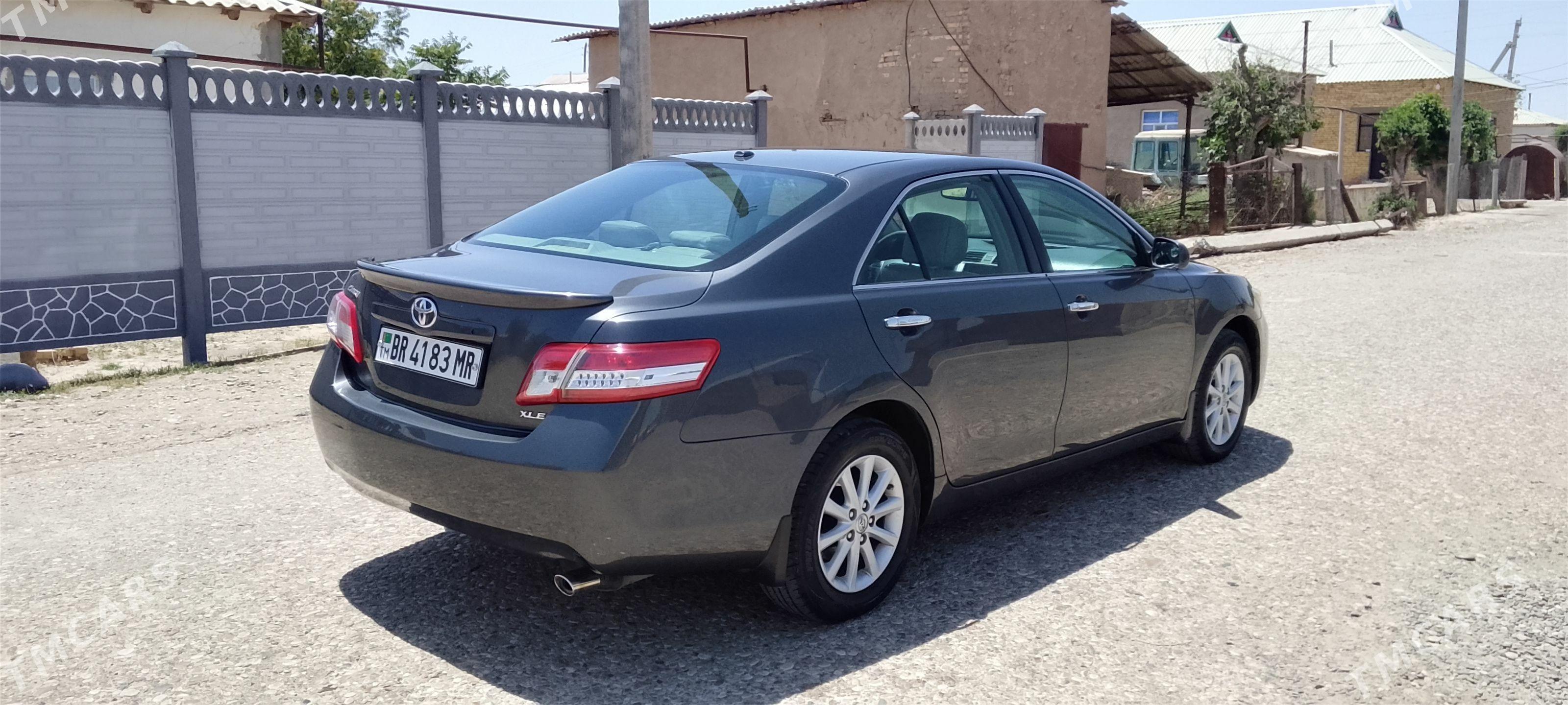 Toyota Camry 2011 - 225 000 TMT - Тагтабазар - img 1