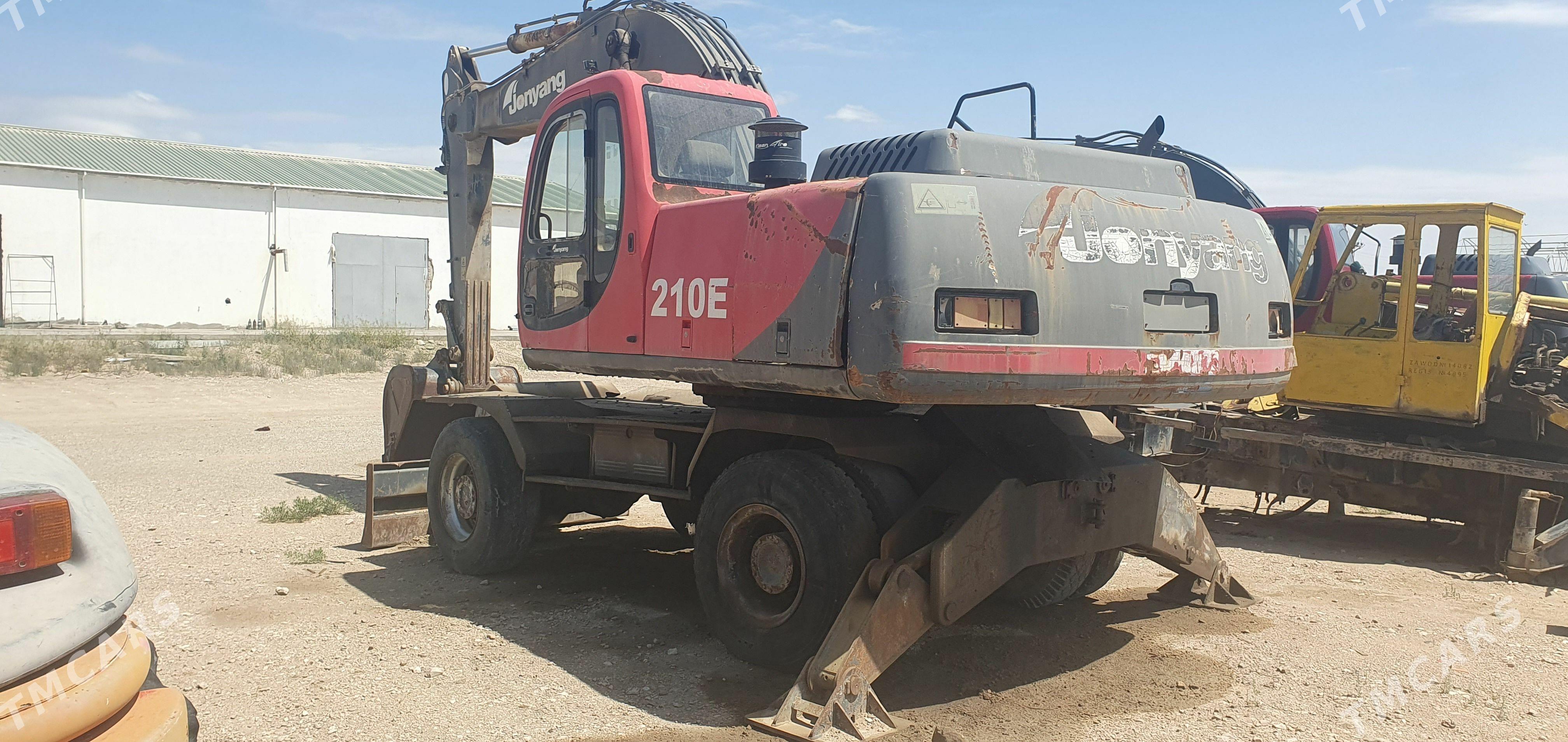 Komatsu 830E-AC 2010 - 860 000 TMT - Balkanabat - img 1