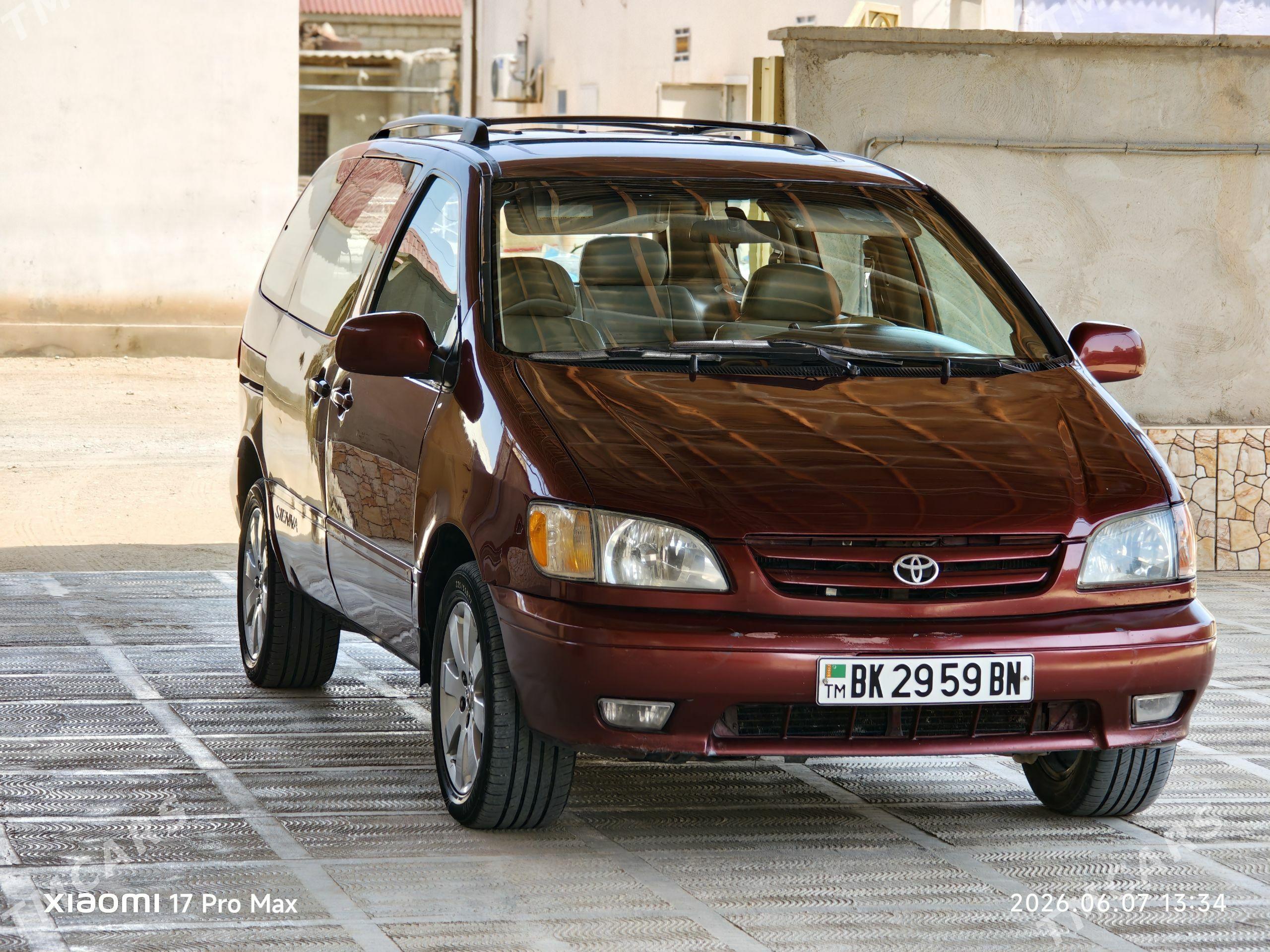 Toyota Sienna 2001 - 145 000 TMT - Гумдаг - img 1