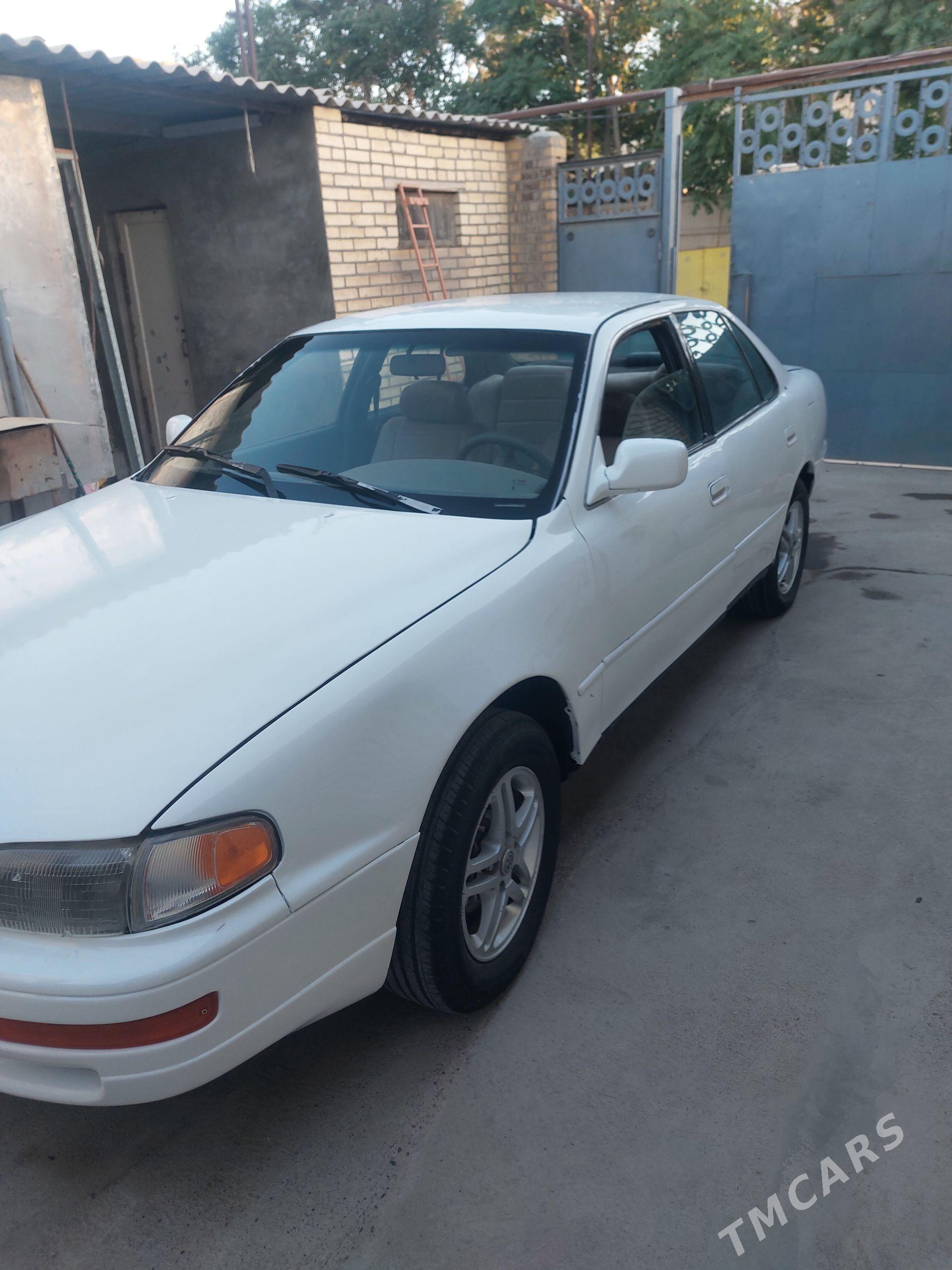 Toyota Camry 1993 - 80 000 TMT - Мары - img 1