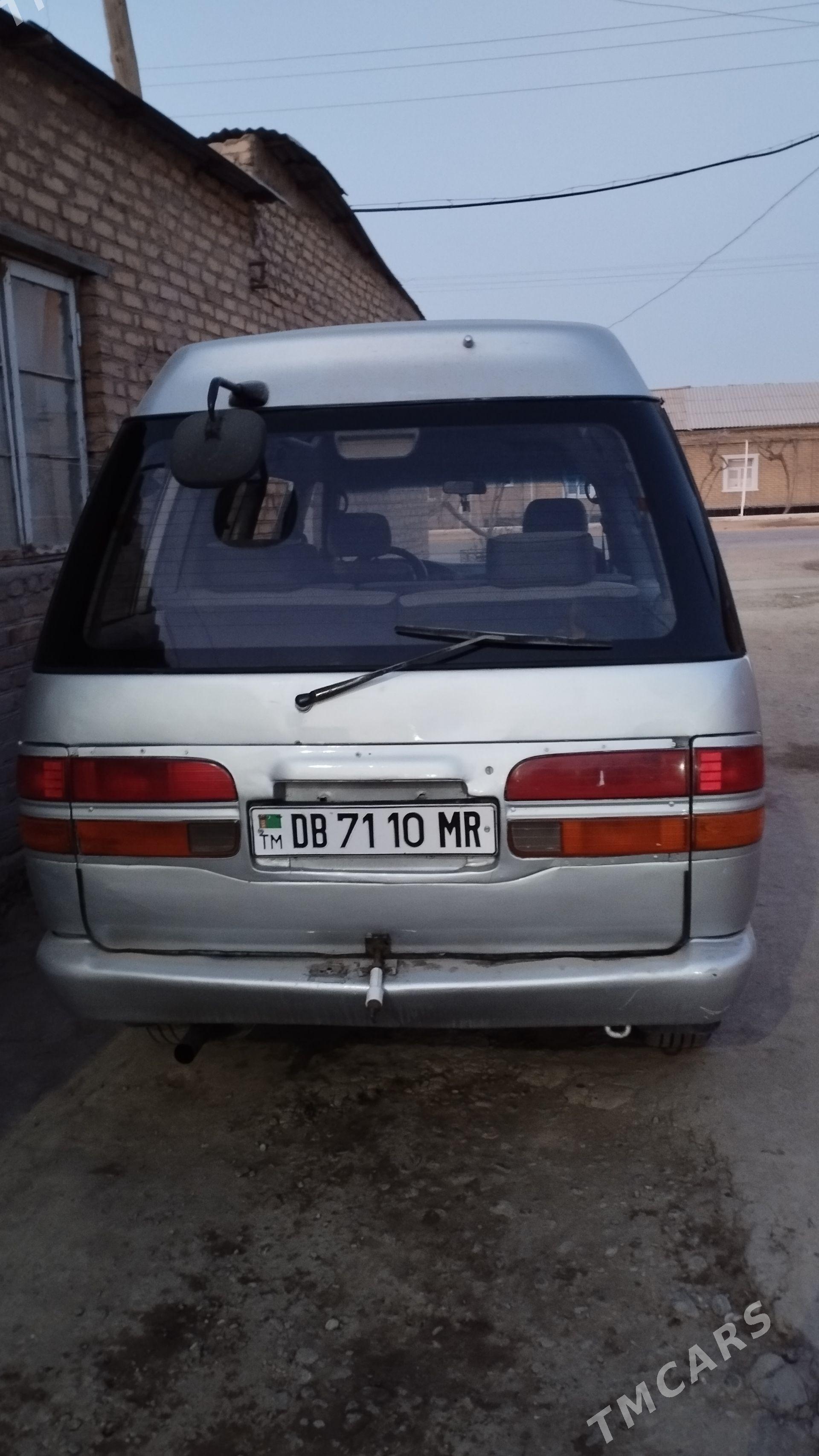 Toyota Town Ace 1993 - 45 000 TMT - Саят - img 1