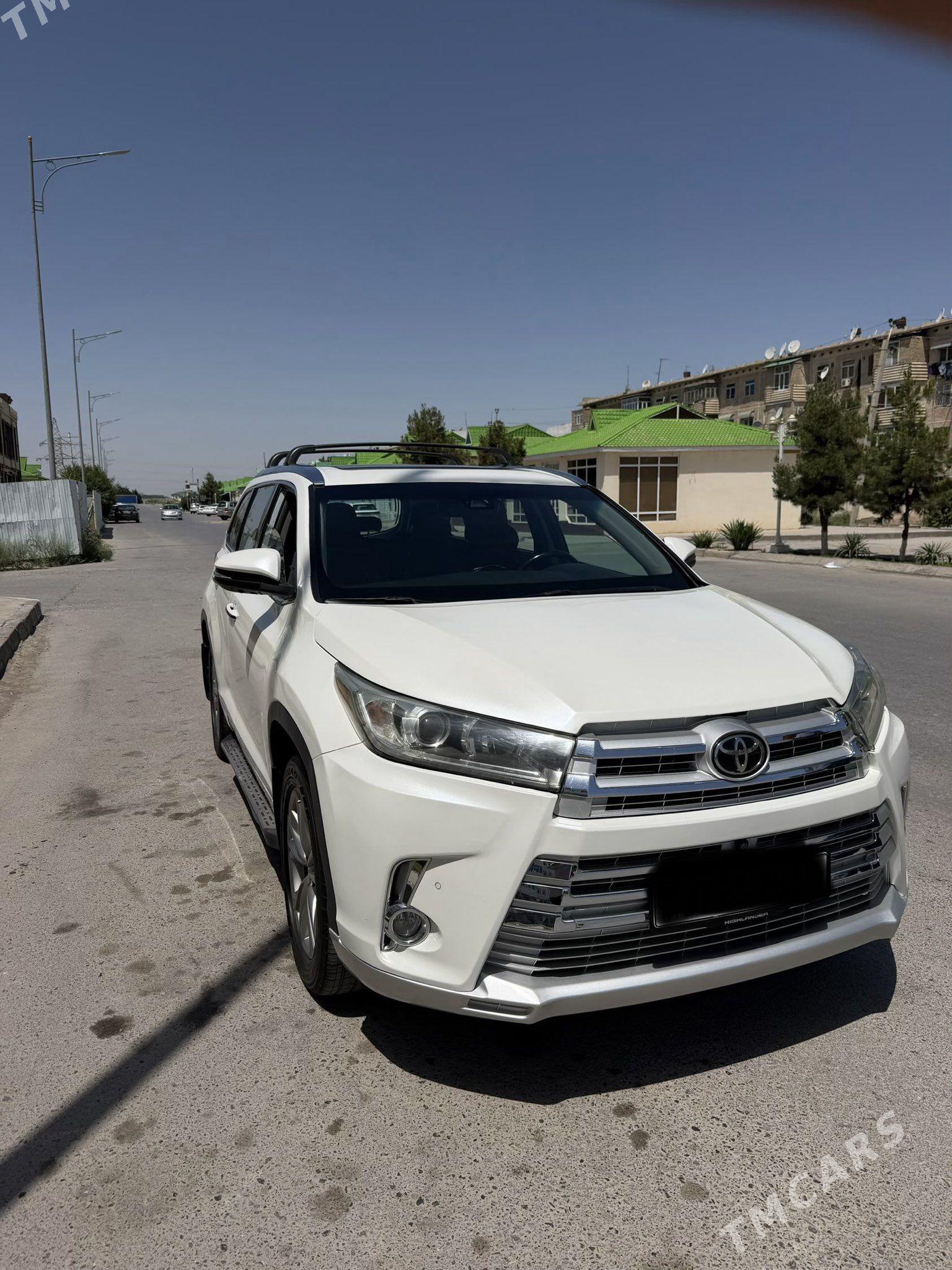Toyota Highlander 2017 - 460 000 TMT - Sakar - img 1