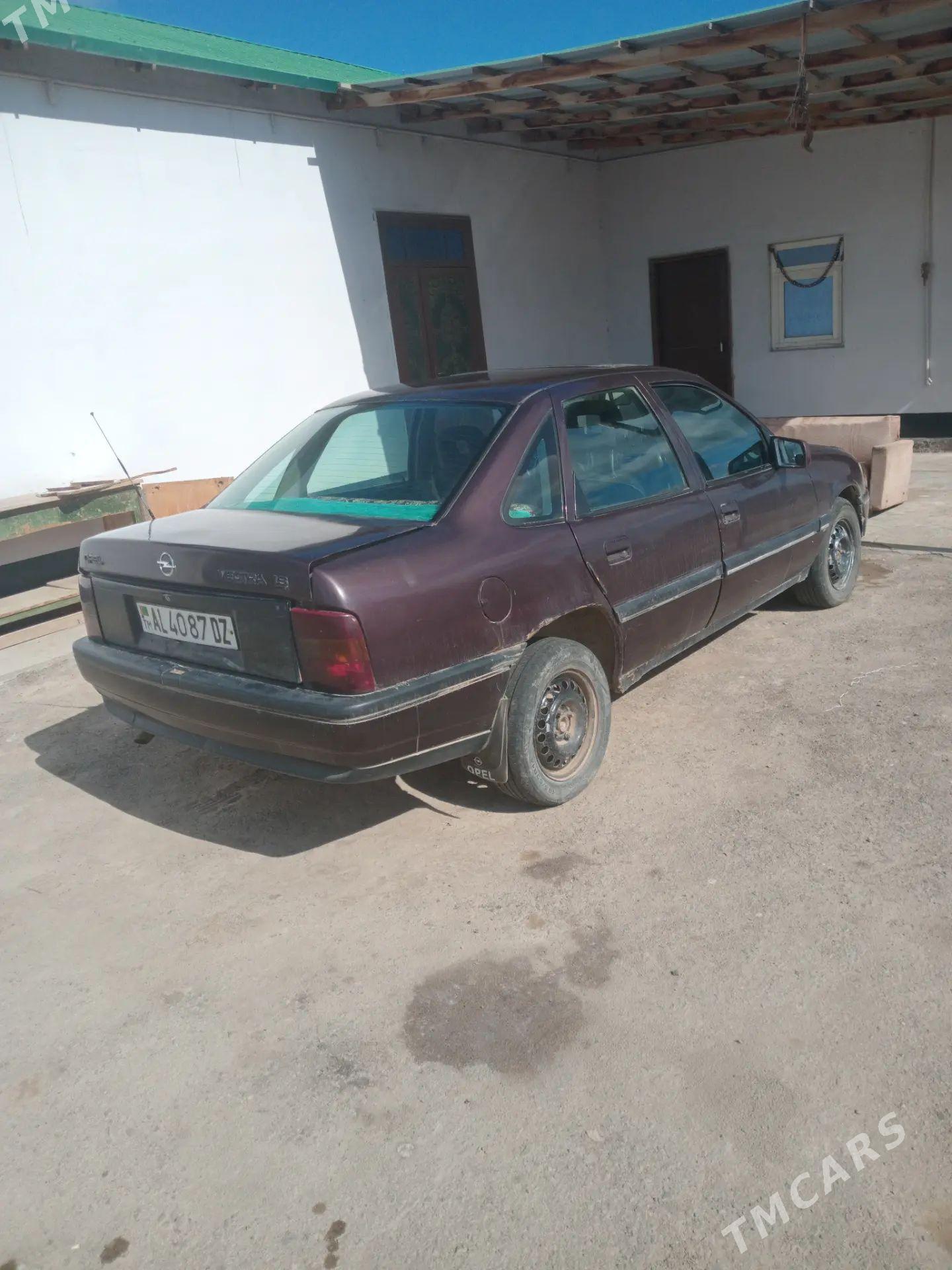 Opel Vectra 1990 - 29 000 TMT - Boldumsaz - img 1