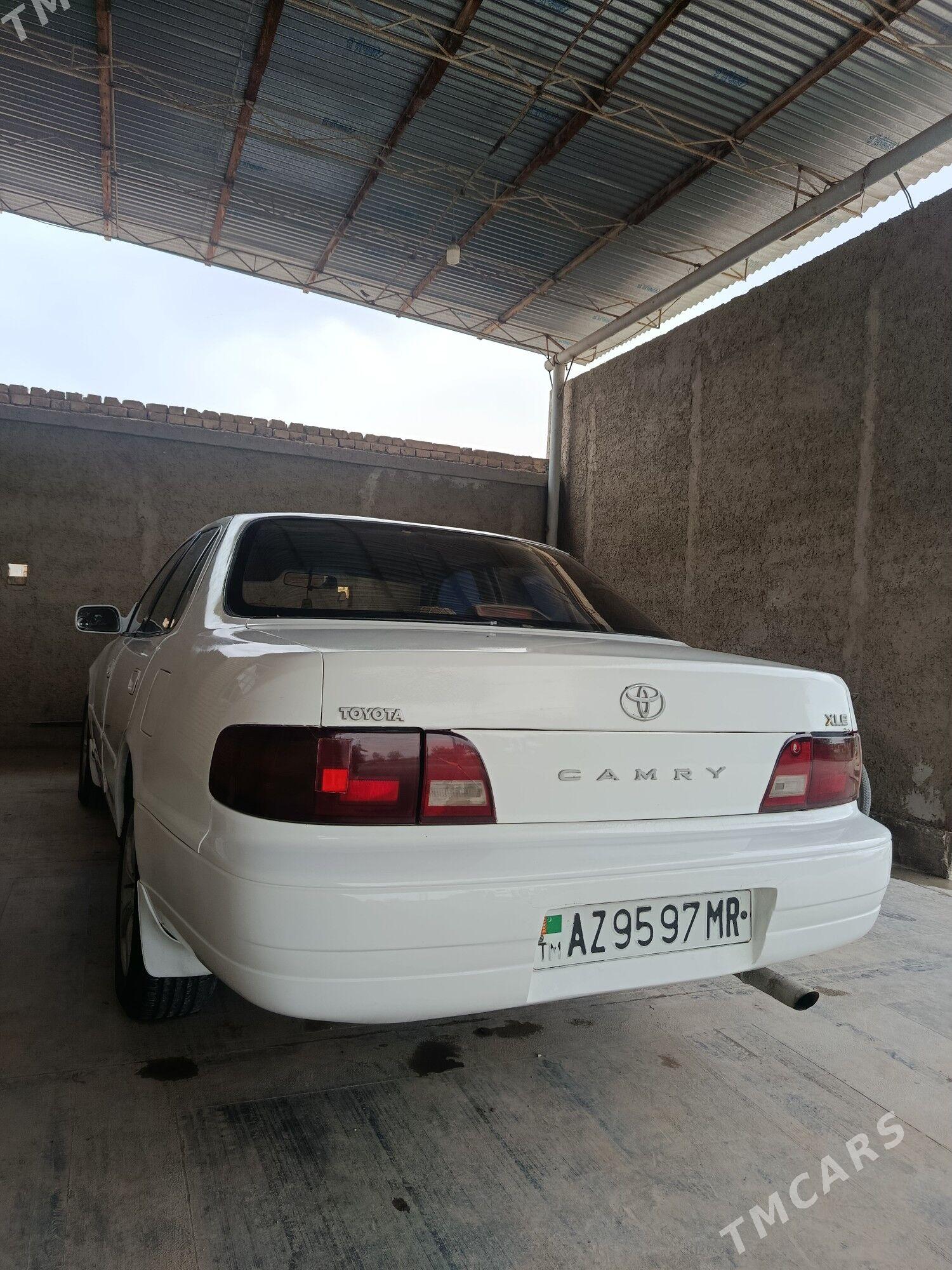 Toyota Camry 1995 - 100 000 TMT - Baýramaly - img 1