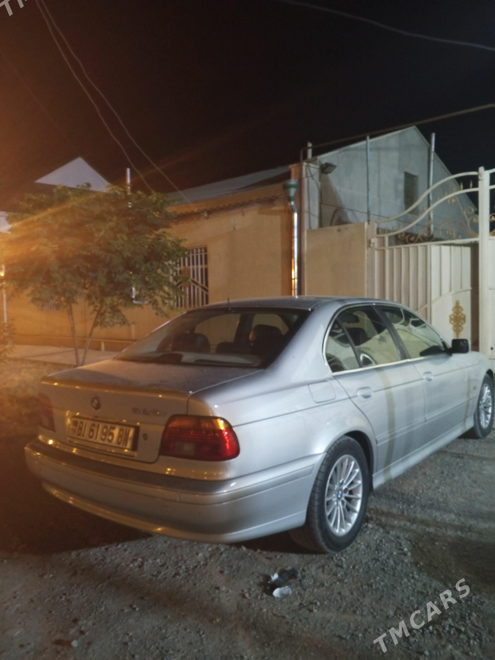 BMW 528 2002 - 155 000 TMT - Гызыларбат - img 1