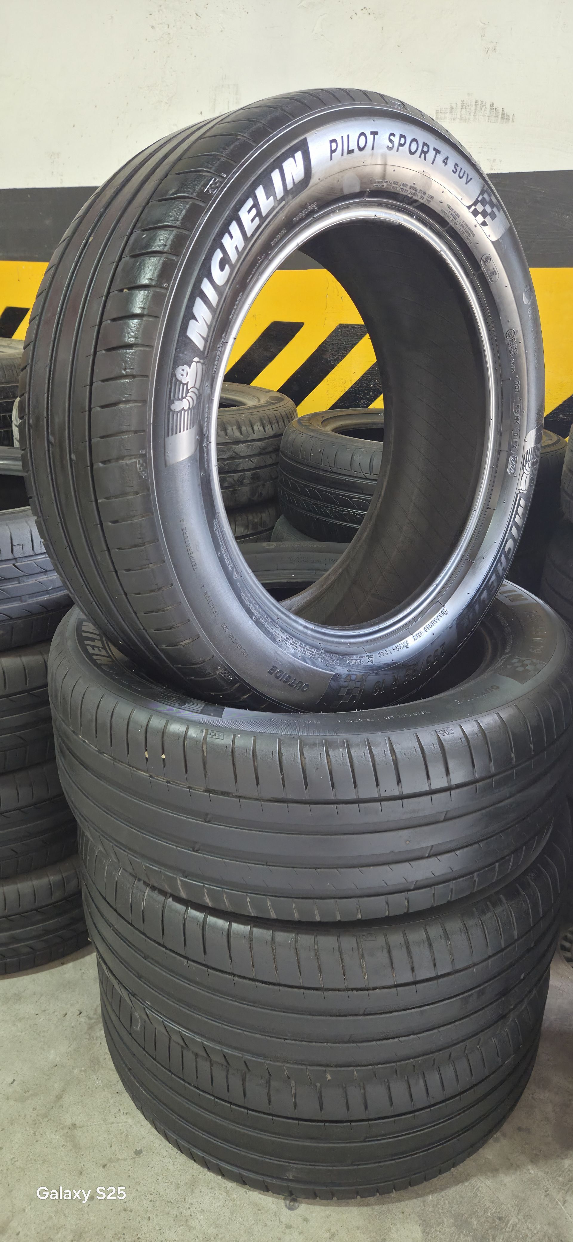 255 55 19 MICHELIN yyl 2424 3 500 TMT - Garadamak - img 1