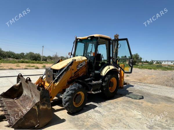 JCB 3CX Pothole Master 2025 - 580 000 TMT - Mary - img 1