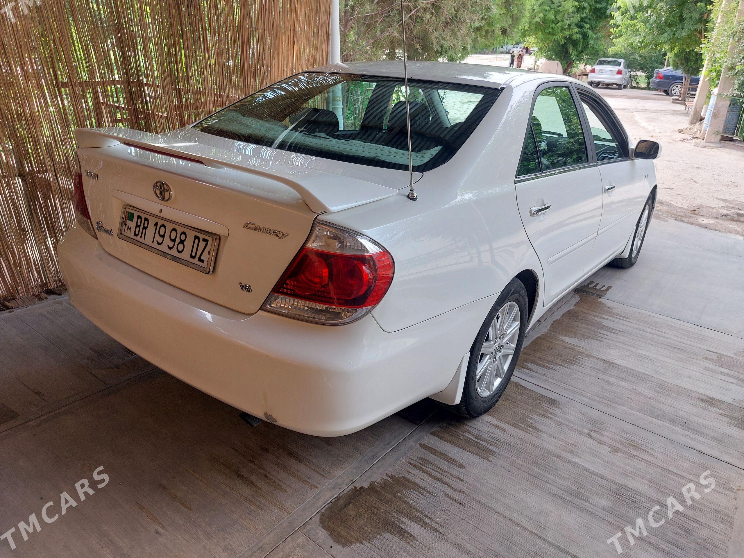 Toyota Camry 2004 - 220 000 TMT - Дашогуз - img 1