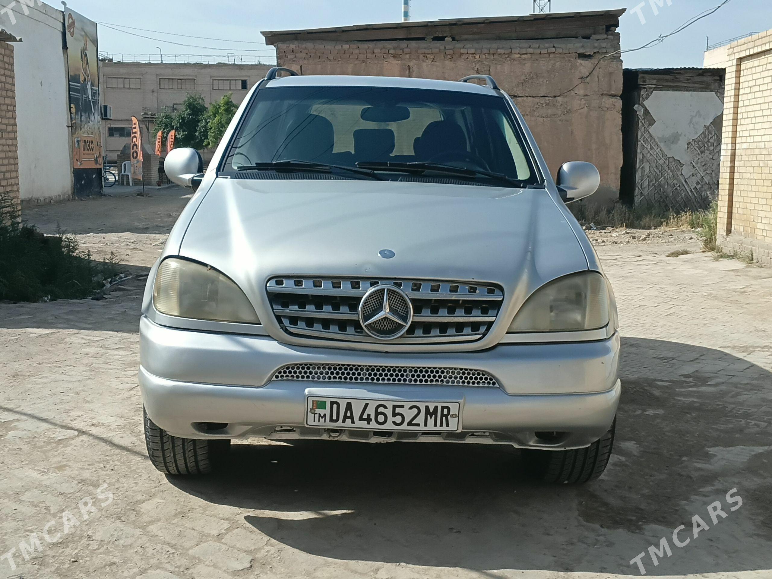 Mercedes-Benz ML350 1999 - 110 000 TMT - Baýramaly - img 1