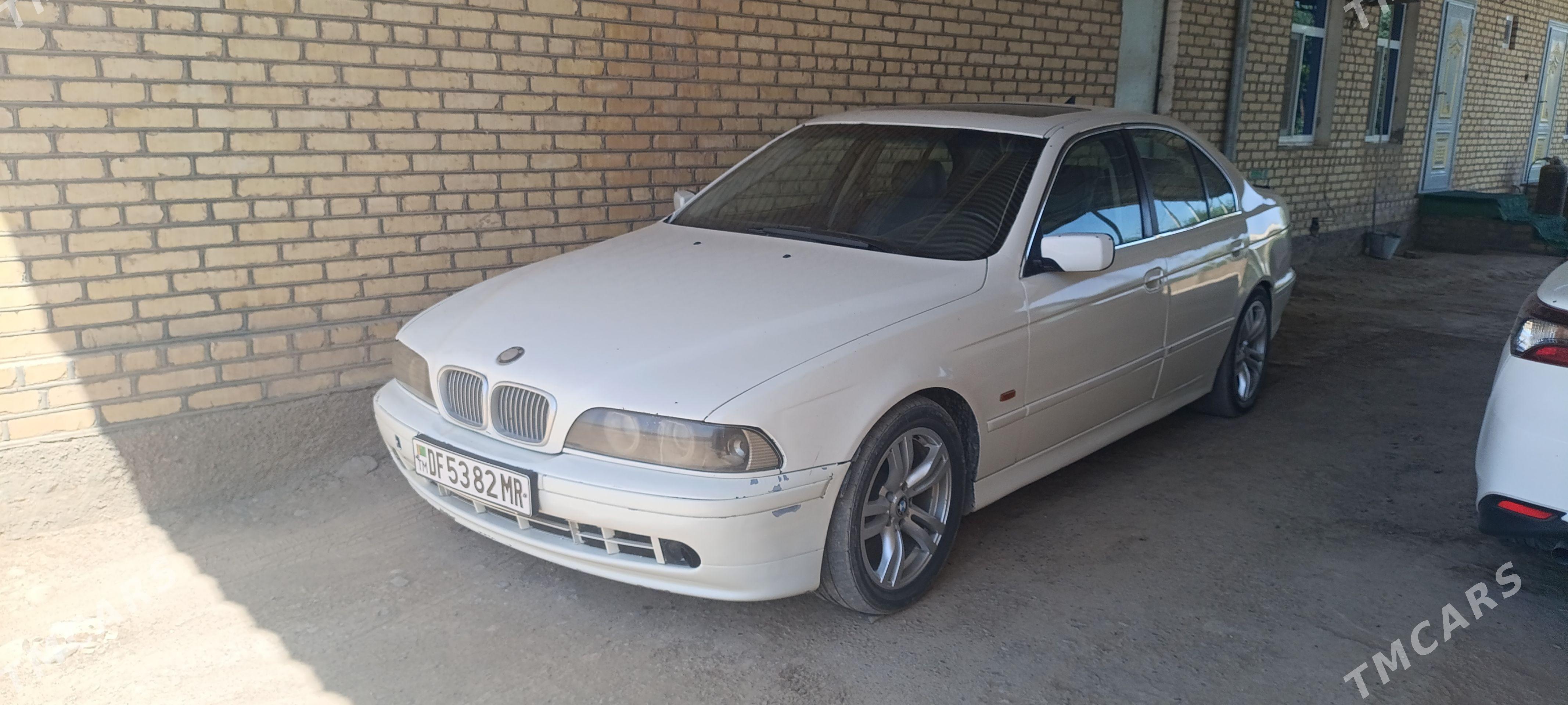 BMW E39 2003 - 80 000 TMT - Туркменгала - img 1