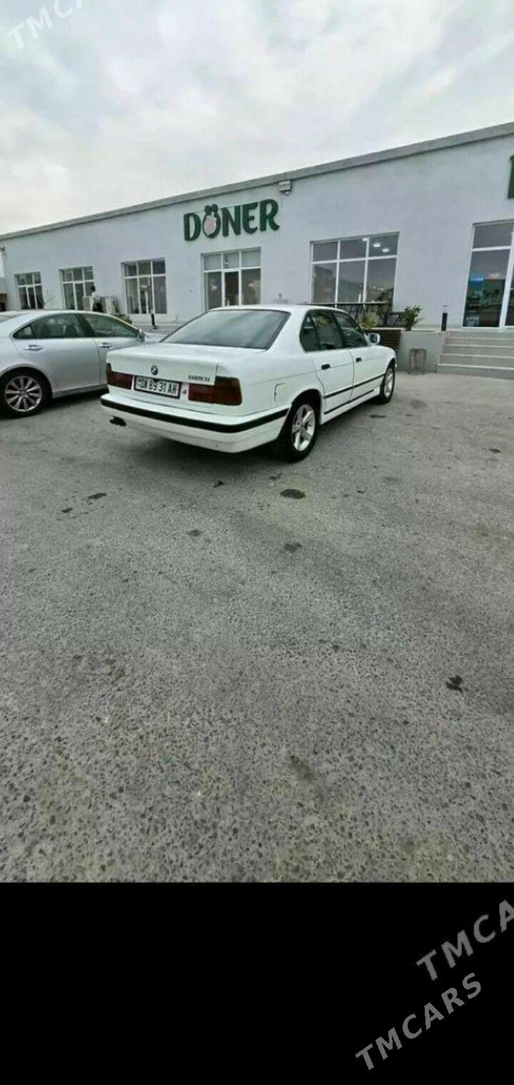 BMW 5 Series 1989 - 53 000 TMT - Бахарден - img 1