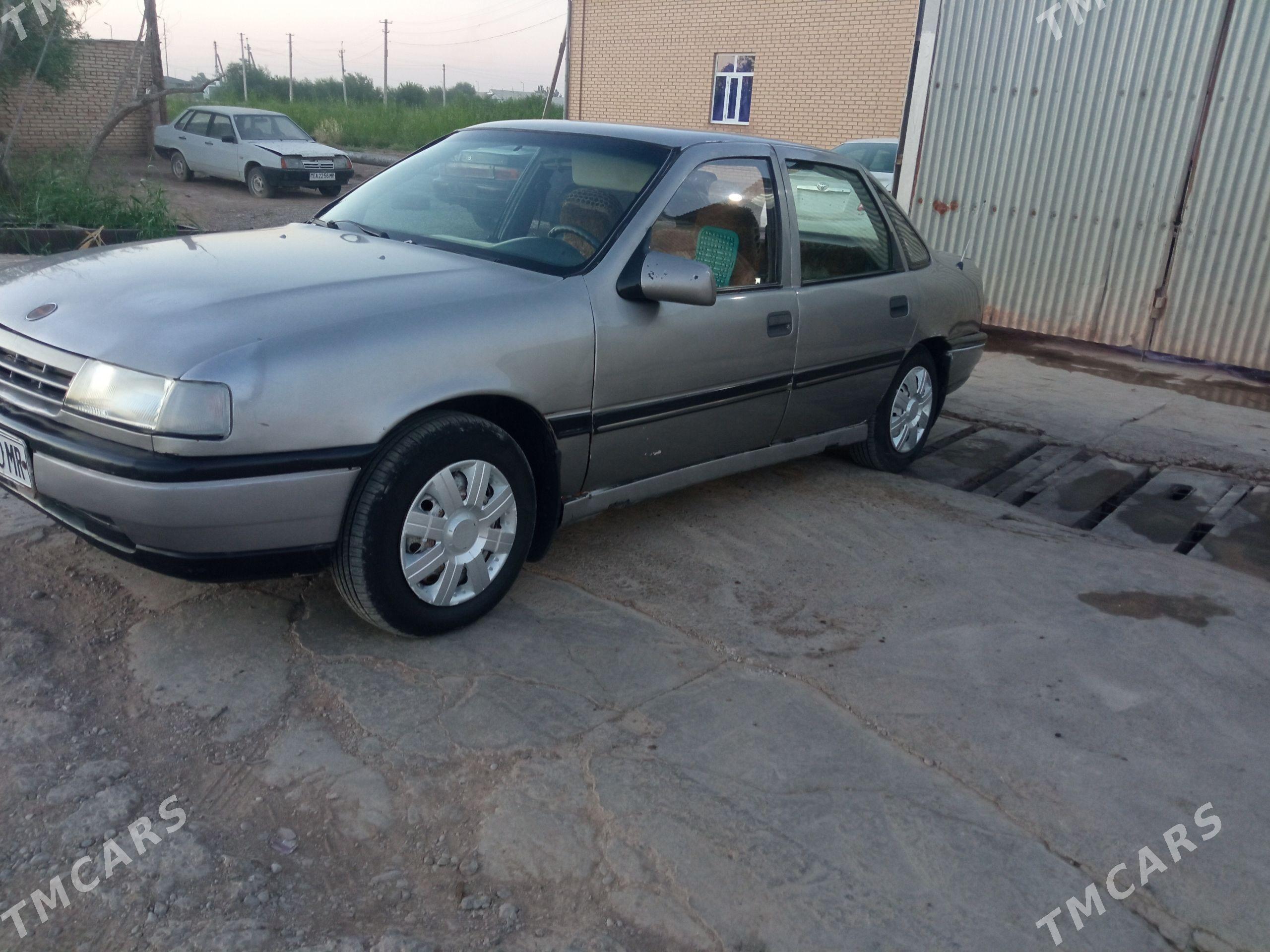 Opel Vectra 1991 - 24 000 TMT - Мургап - img 1