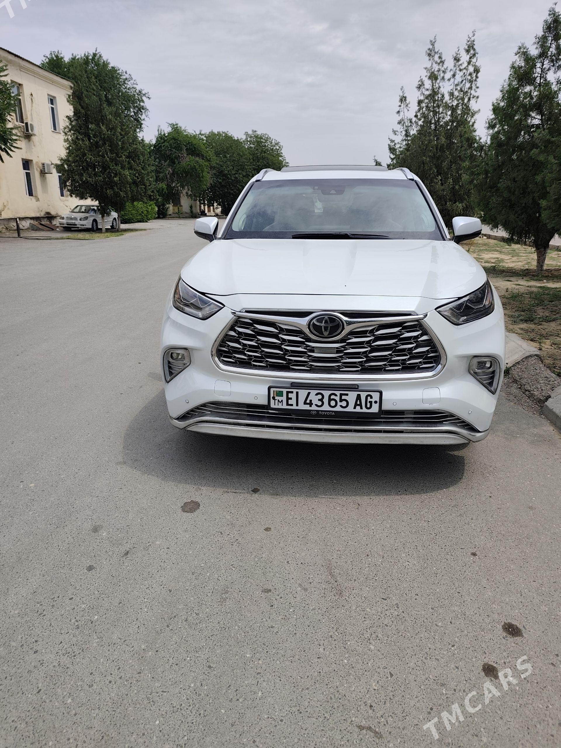 Toyota Highlander 2022 - 599 000 TMT - Aşgabat - img 1