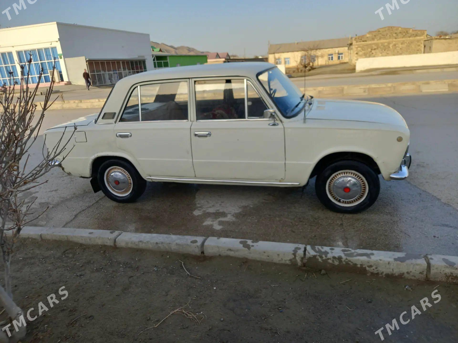 Lada 2101 1982 - 25 000 TMT - Берекет - img 1