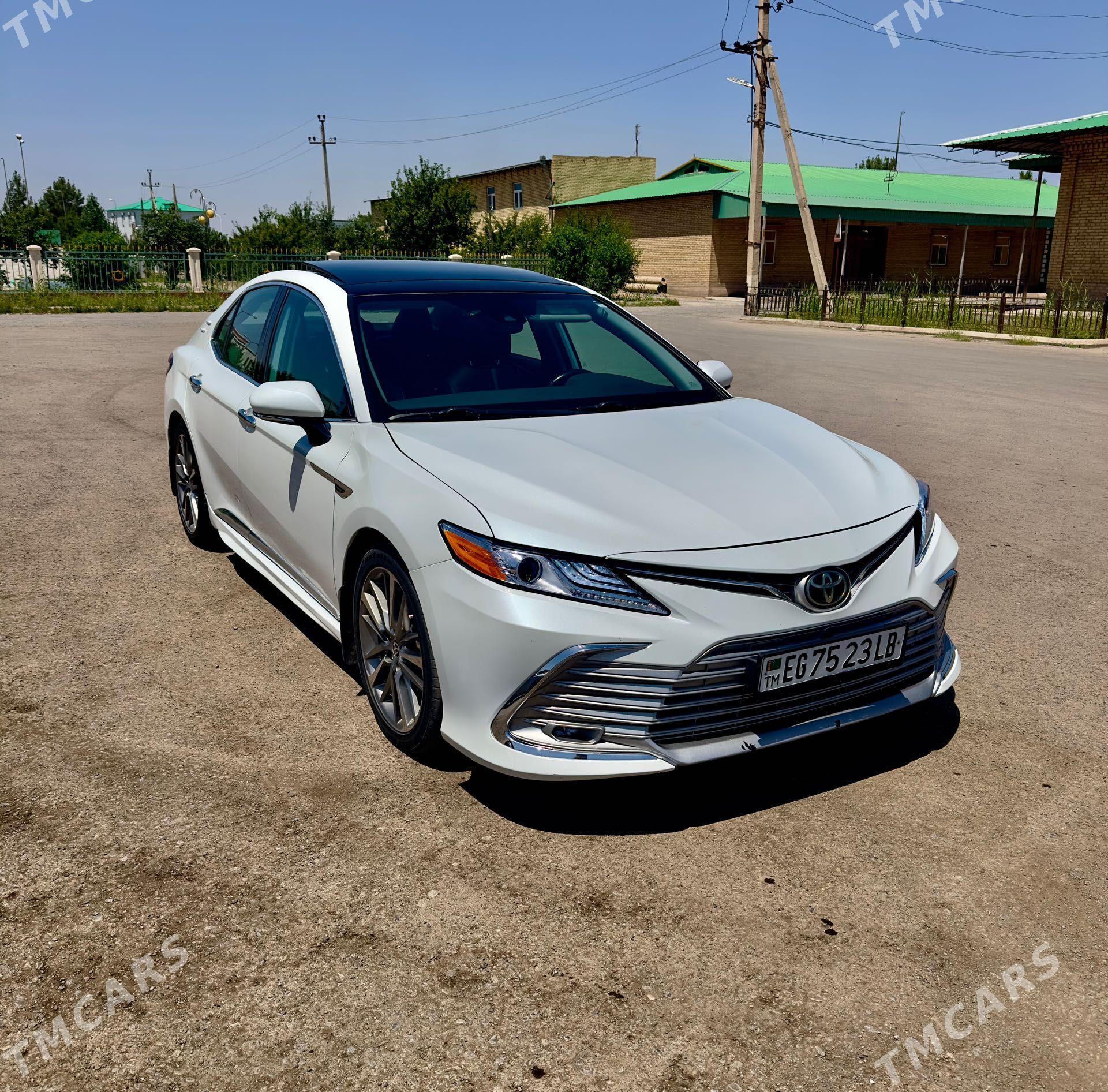 Toyota Camry 2020 - 365 000 TMT - Дянев - img 1