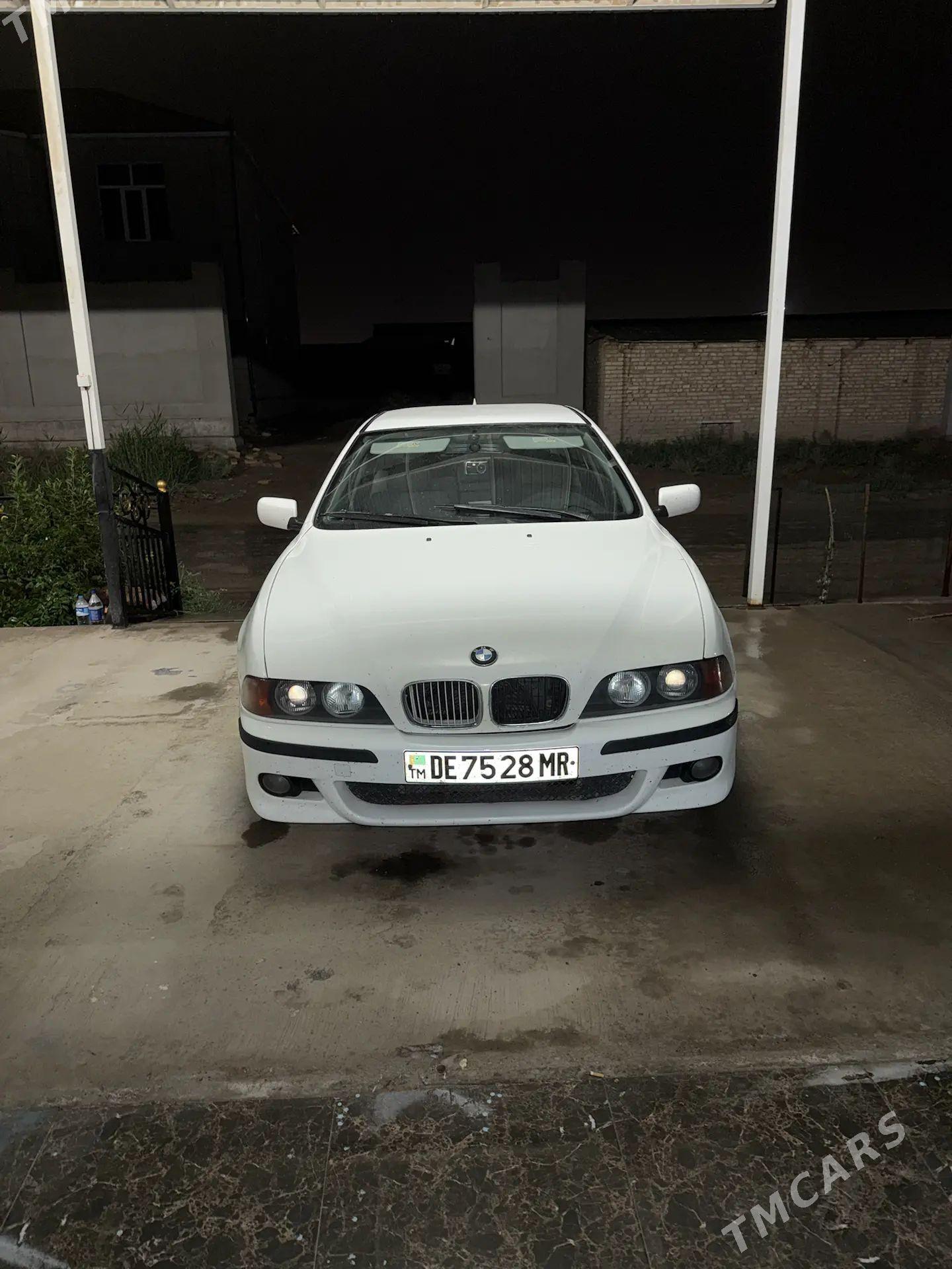 BMW E39 1996 - 70 000 TMT - Чарджоу - img 1