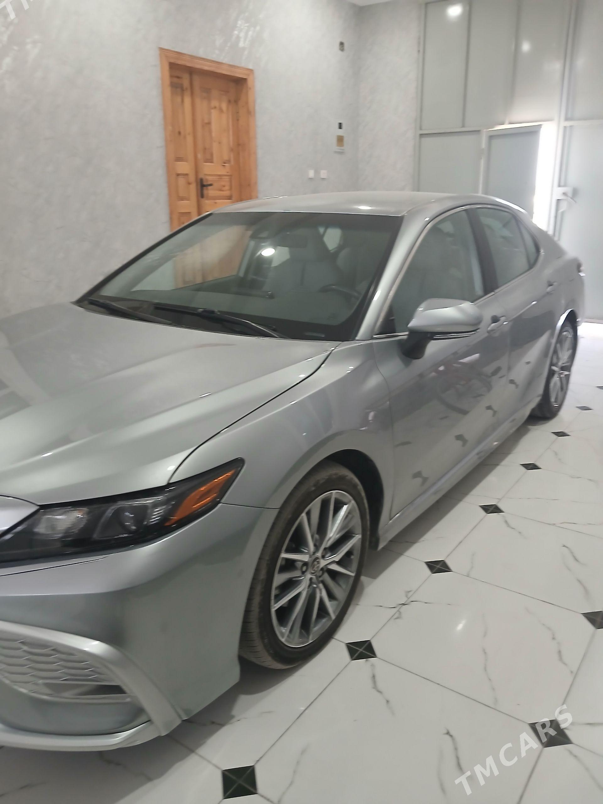 Toyota Camry 2023 - 280 000 TMT - Чарджоу - img 1