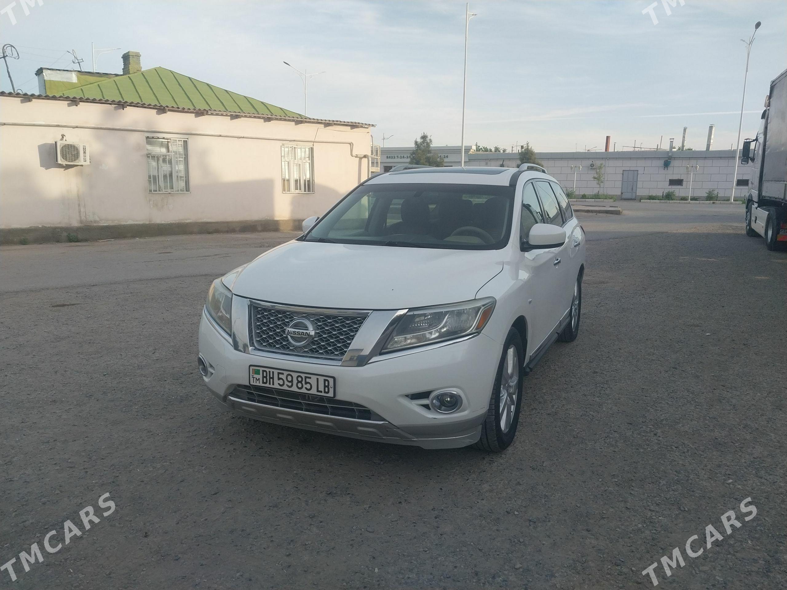 Nissan Pathfinder 2013 - 260 000 TMT - Türkmenabat - img 1