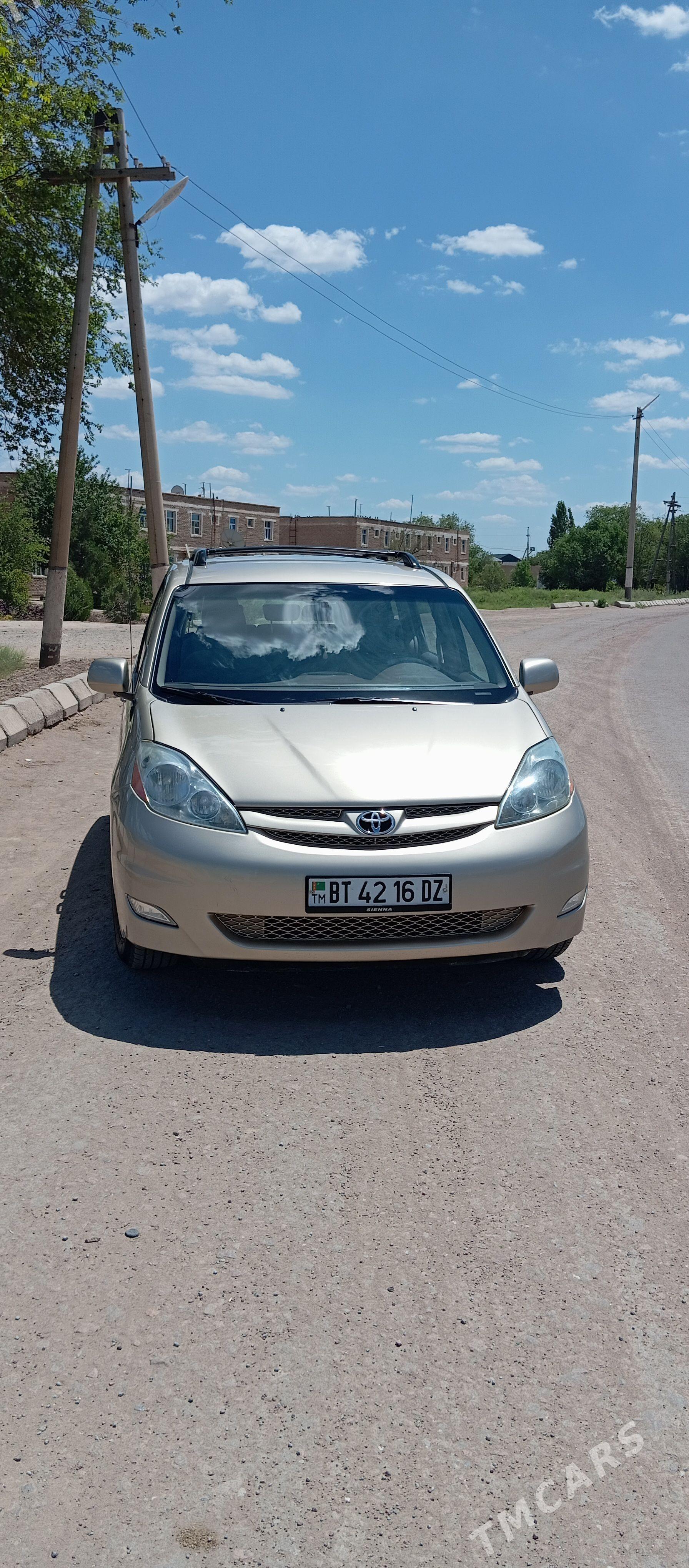 Toyota Sienna 2006 - 290 000 TMT - Akdepe - img 1