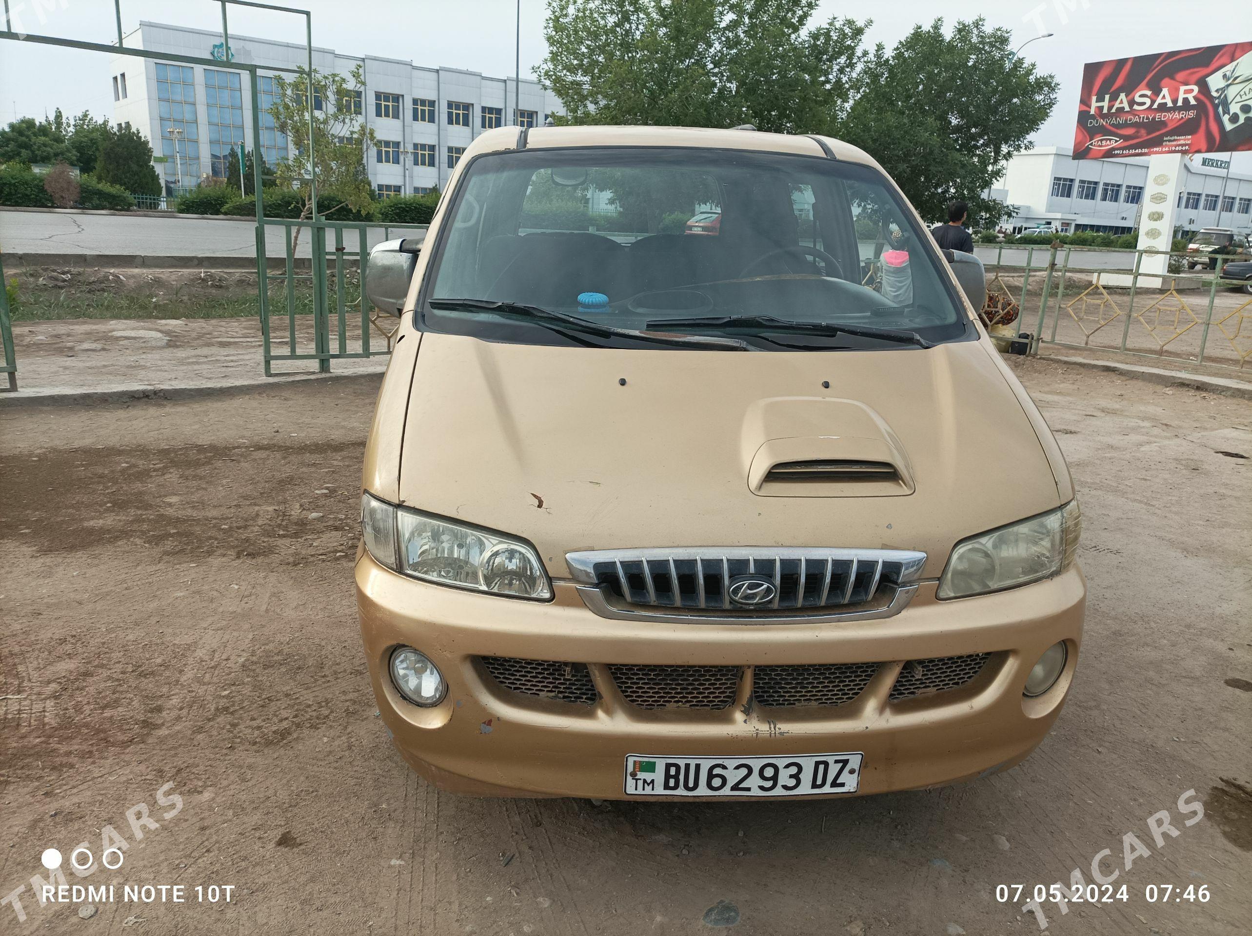 Hyundai H-1 2001 - 50 000 TMT - Гурбансолтан Едже - img 1