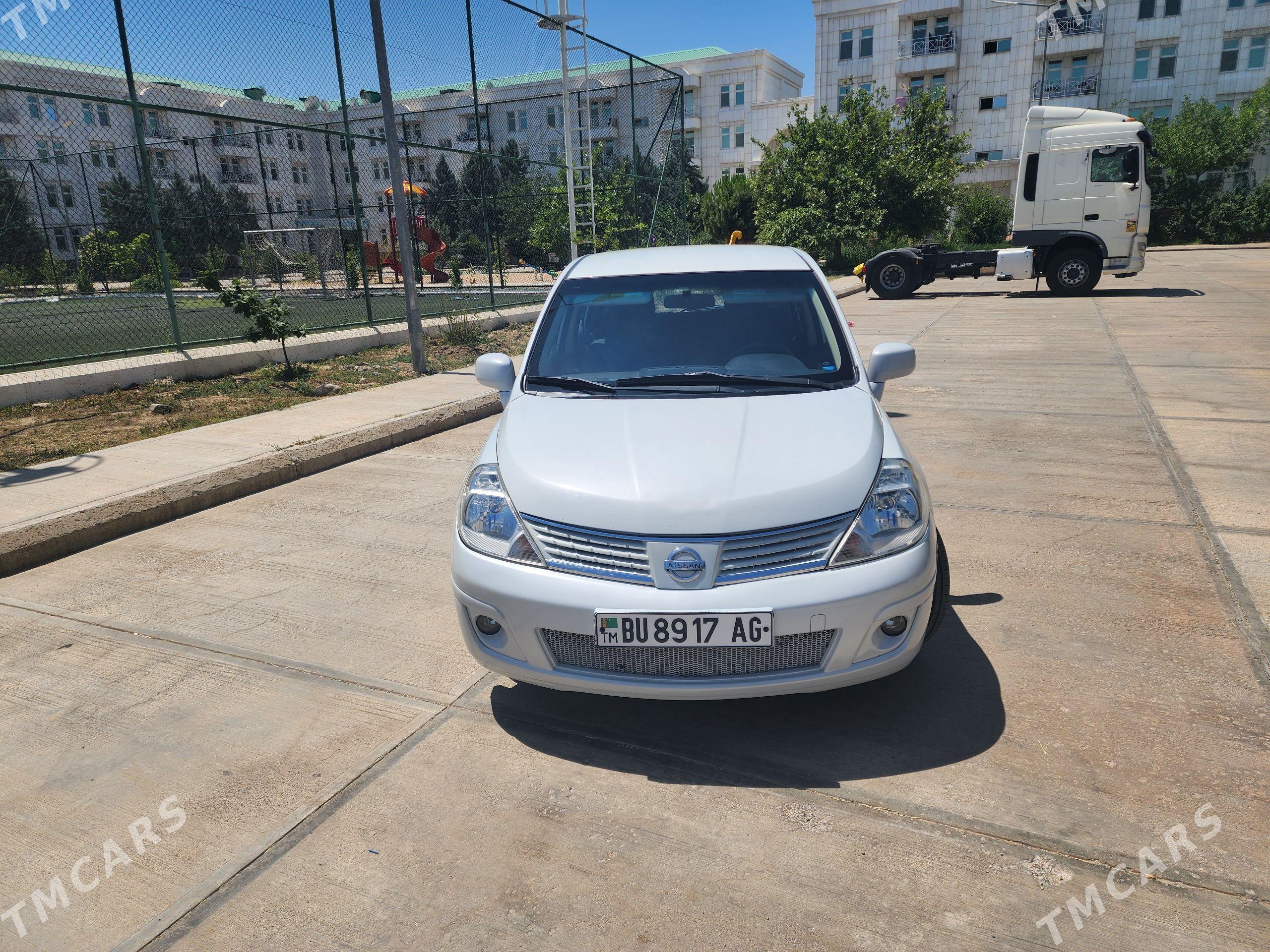 Nissan Versa 2010 - 140 000 TMT - Köşi - img 1