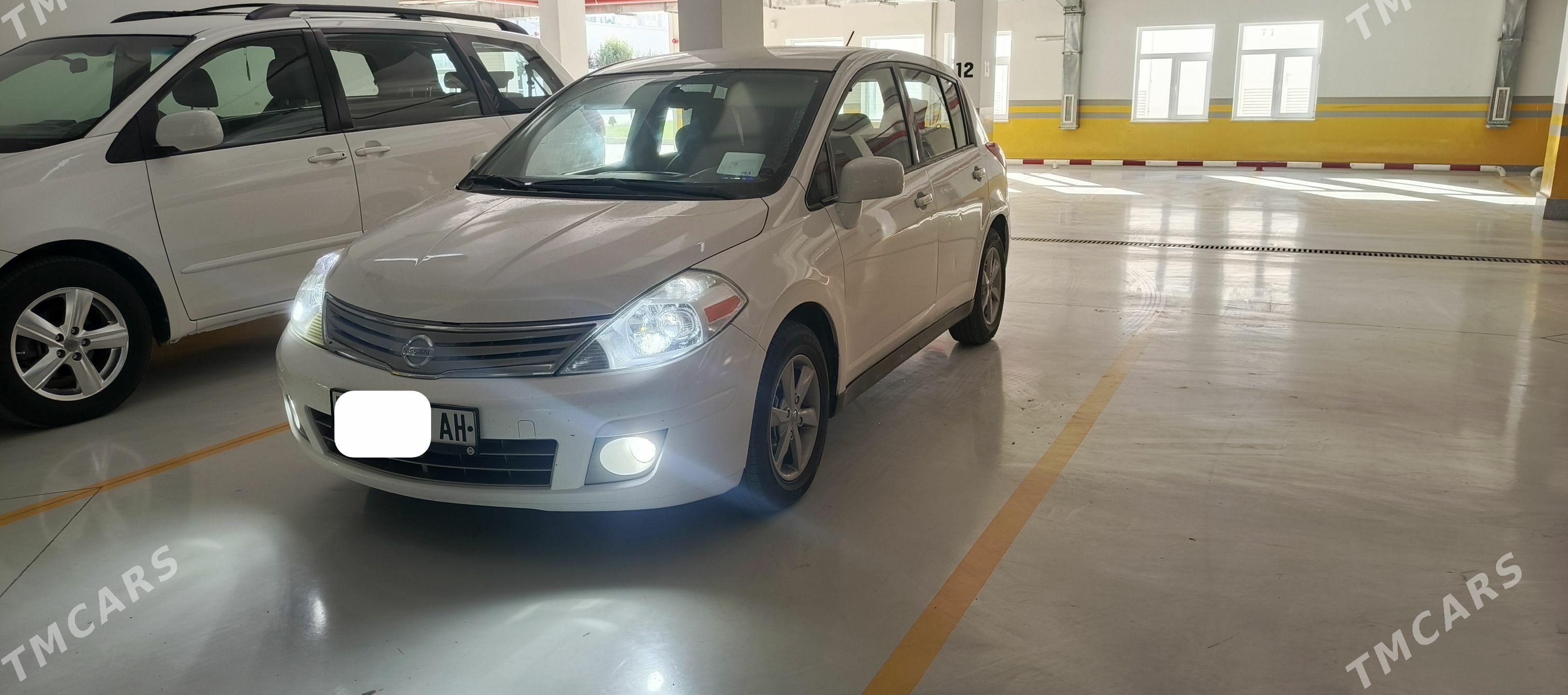 Nissan Versa 2012 - 137 000 TMT - Бахарден - img 1
