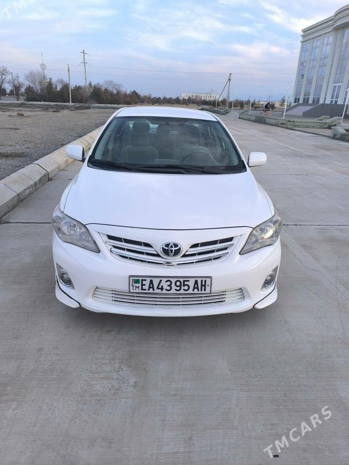 Toyota Corolla 2011 - 165 000 TMT - Бахарден - img 1