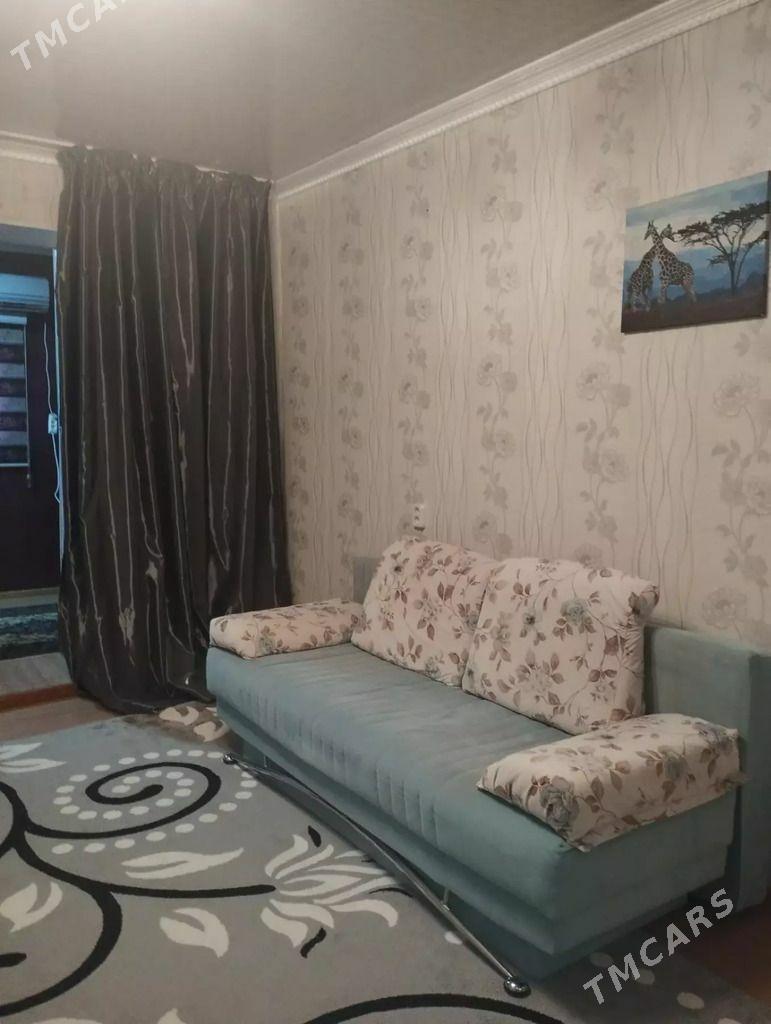 Eyesi Bolgarka 1 kom 48 kwad - Ашхабад - img 1