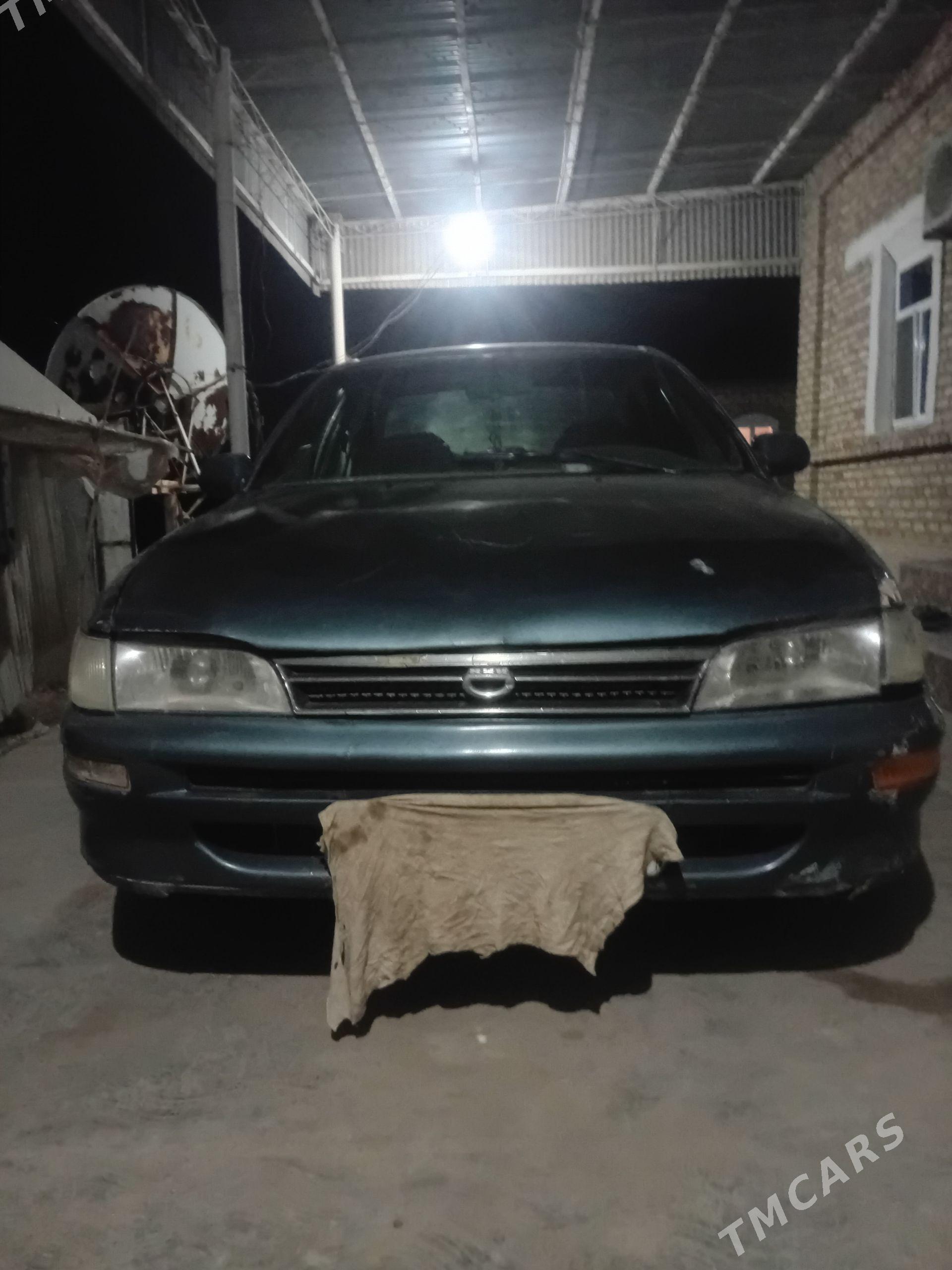 Toyota Corolla 1994 - 38 000 TMT - Сакарчага - img 1