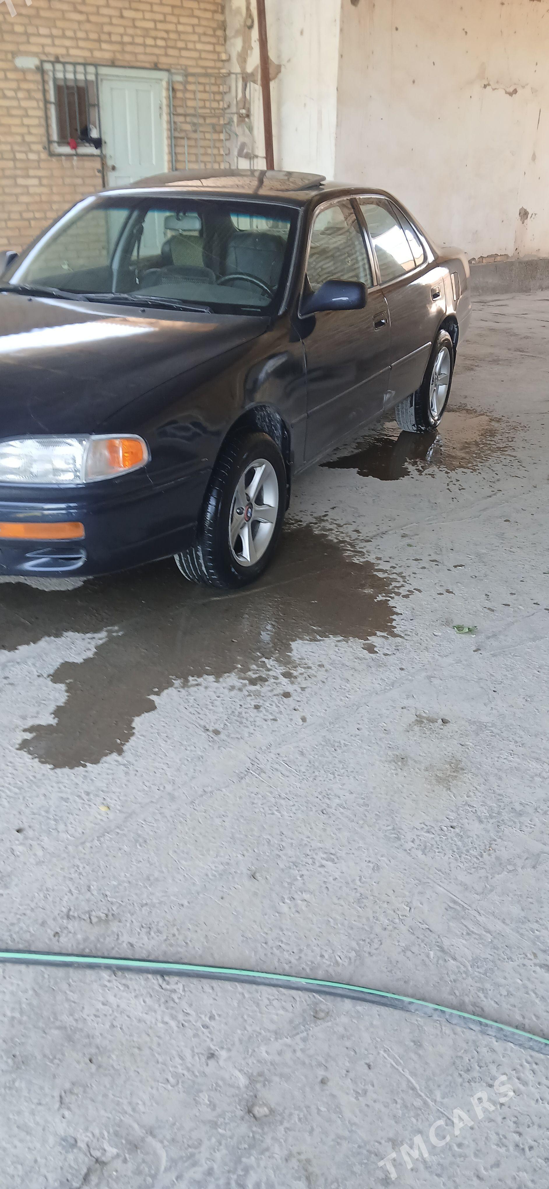 Toyota Camry 1996 - 120 000 TMT - Сакар - img 1