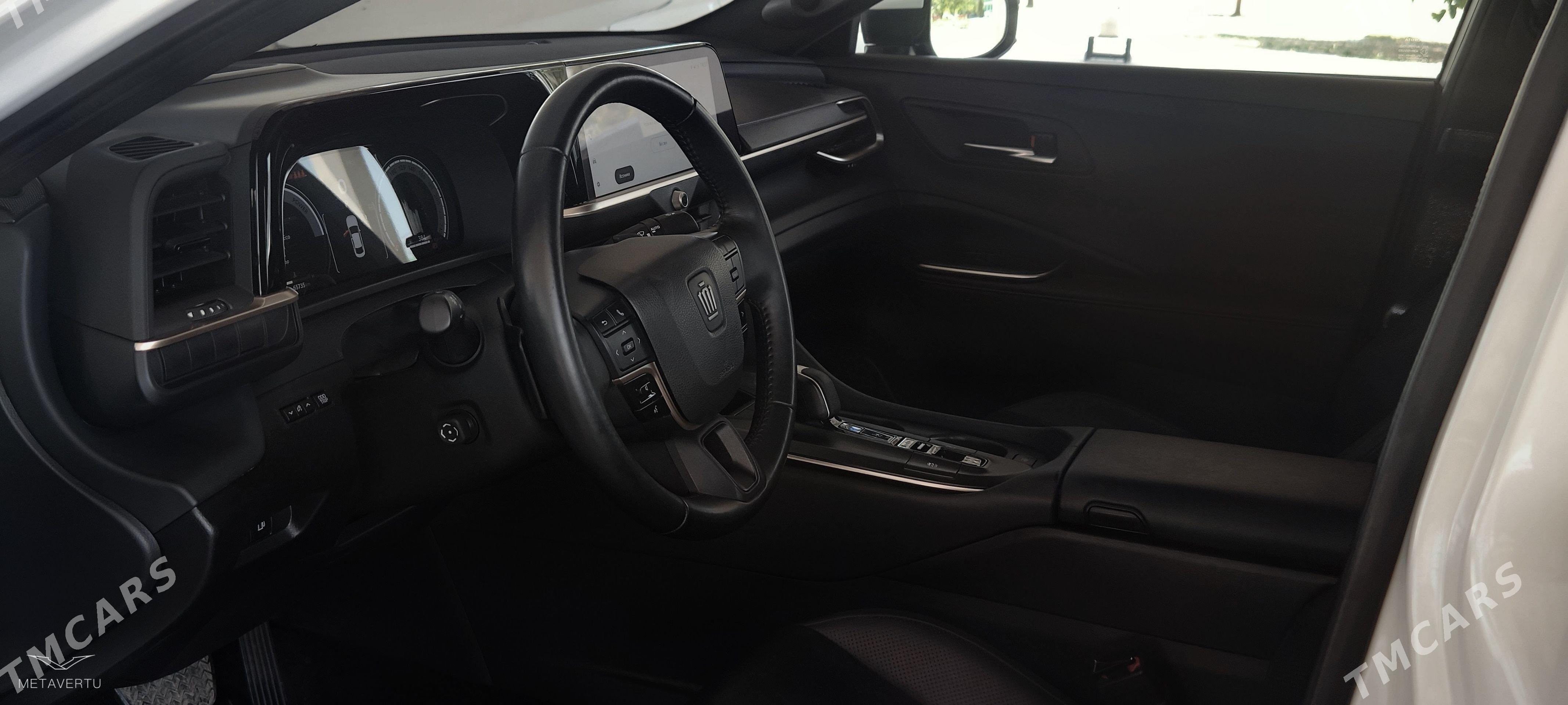 Toyota Crown 2023 - 750 000 TMT - Aşgabat - img 1