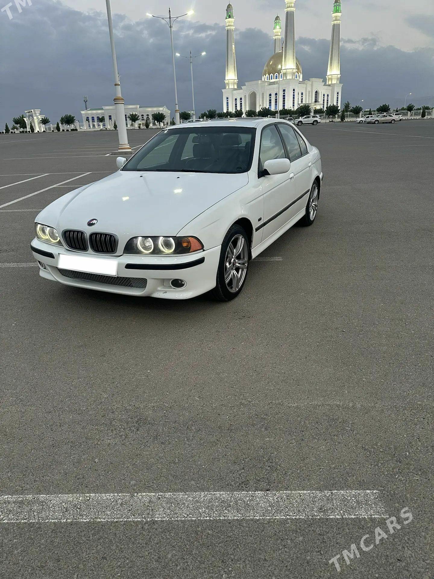 BMW E39 2001 - 115 000 TMT - Änew - img 1