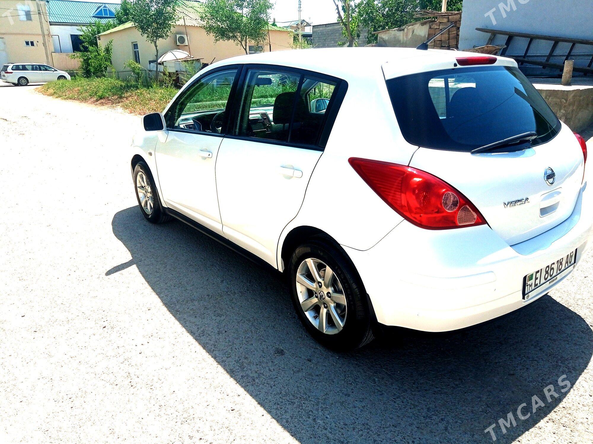 Nissan Versa 2010 - 146 000 TMT - Aşgabat - img 1