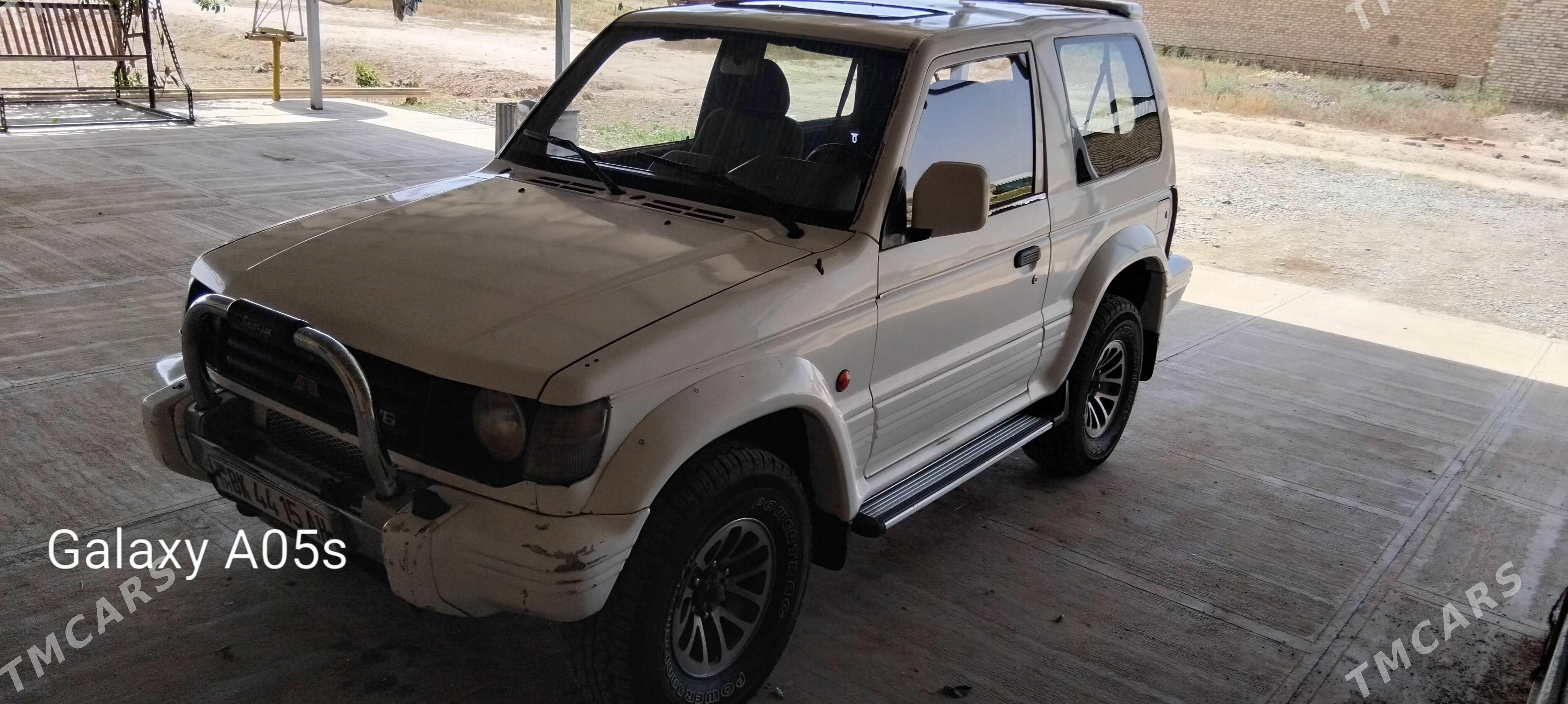 Mitsubishi Pajero 1993 - 65 000 TMT - Серахс - img 1