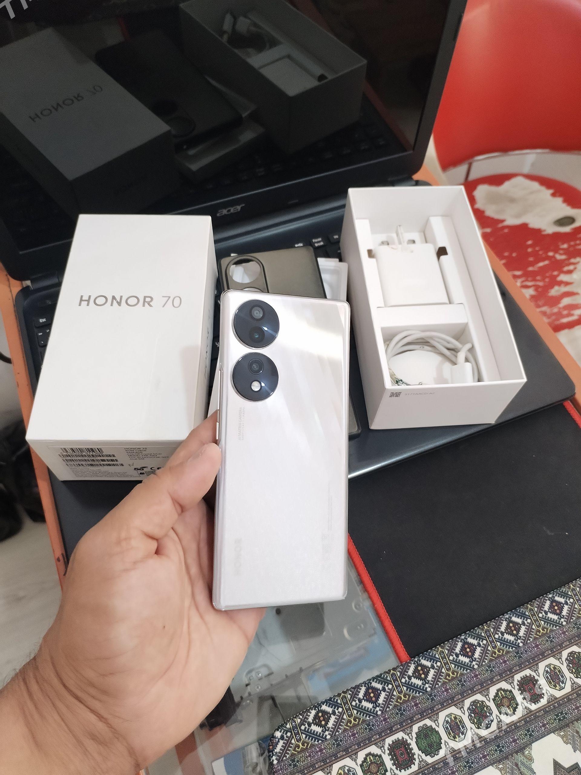 HONOR 70 (PAKET) 8/128 - Балканабат - img 1