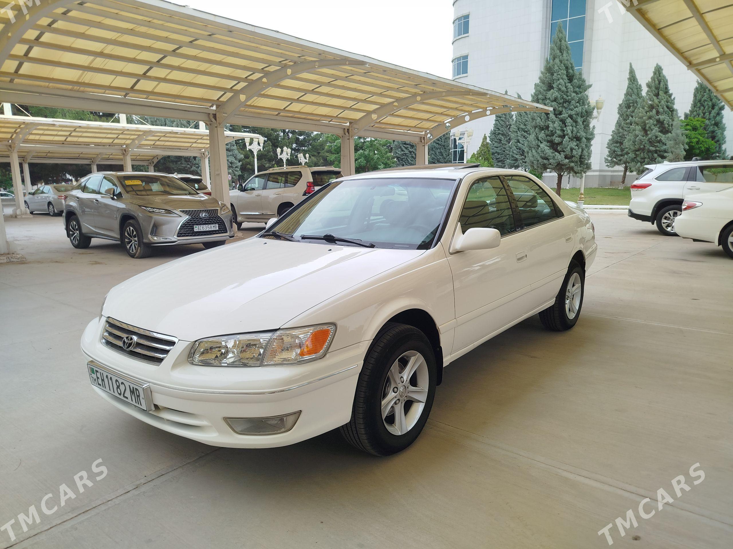 Toyota Camry 2000 - 173 000 TMT - Мары - img 1